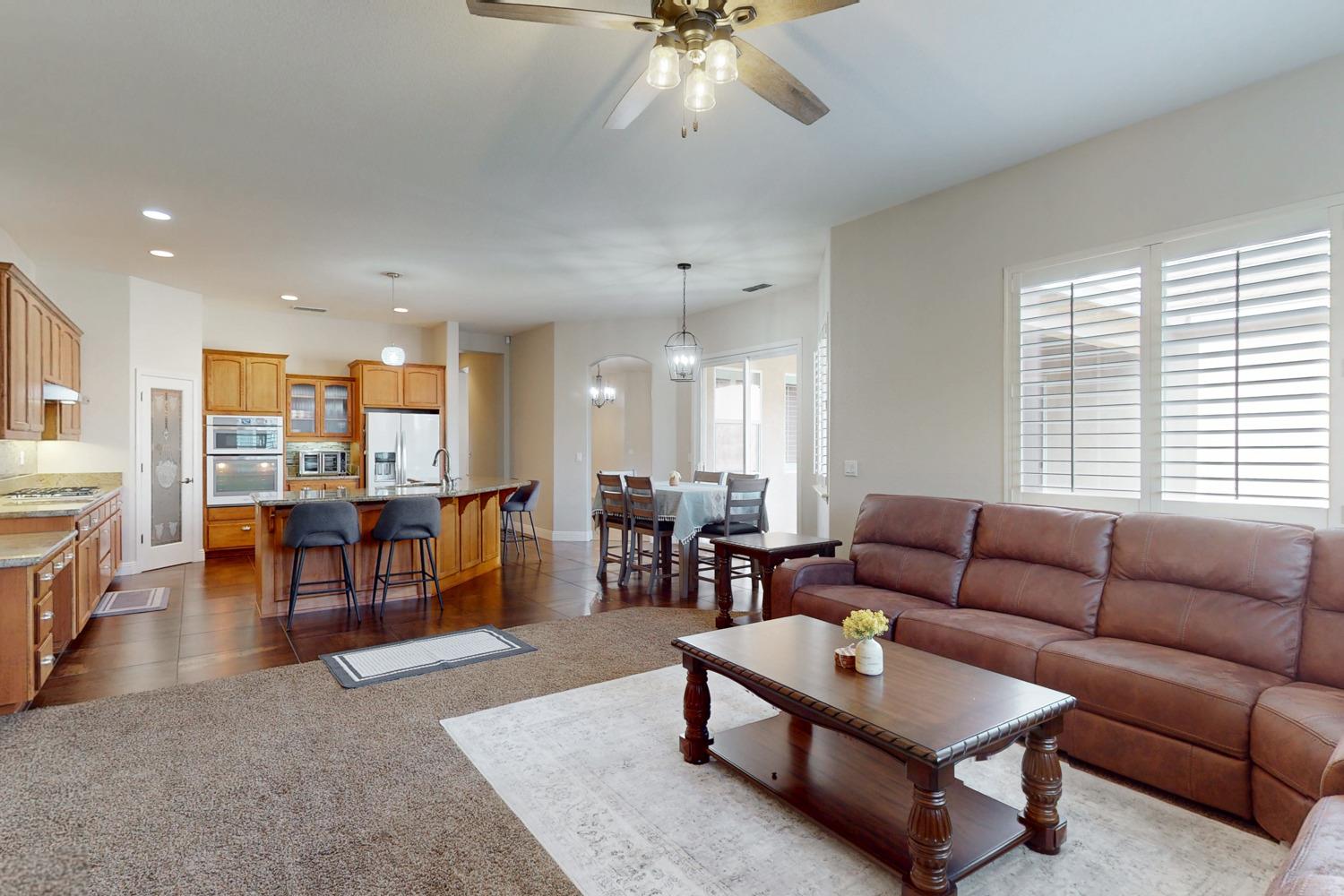 Detail Gallery Image 27 of 73 For 1918 Heidi Way, Yuba City,  CA 95993 - 4 Beds | 3 Baths