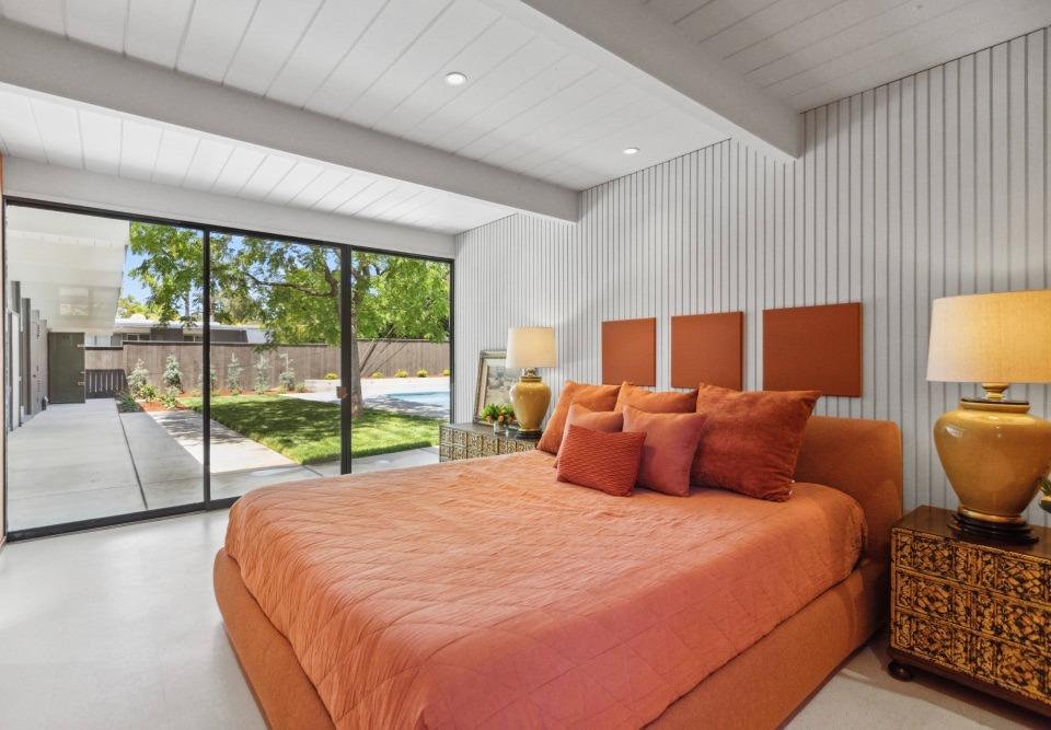 Detail Gallery Image 11 of 24 For 6441 Fordham Way, Sacramento,  CA 95831 - 3 Beds | 2 Baths