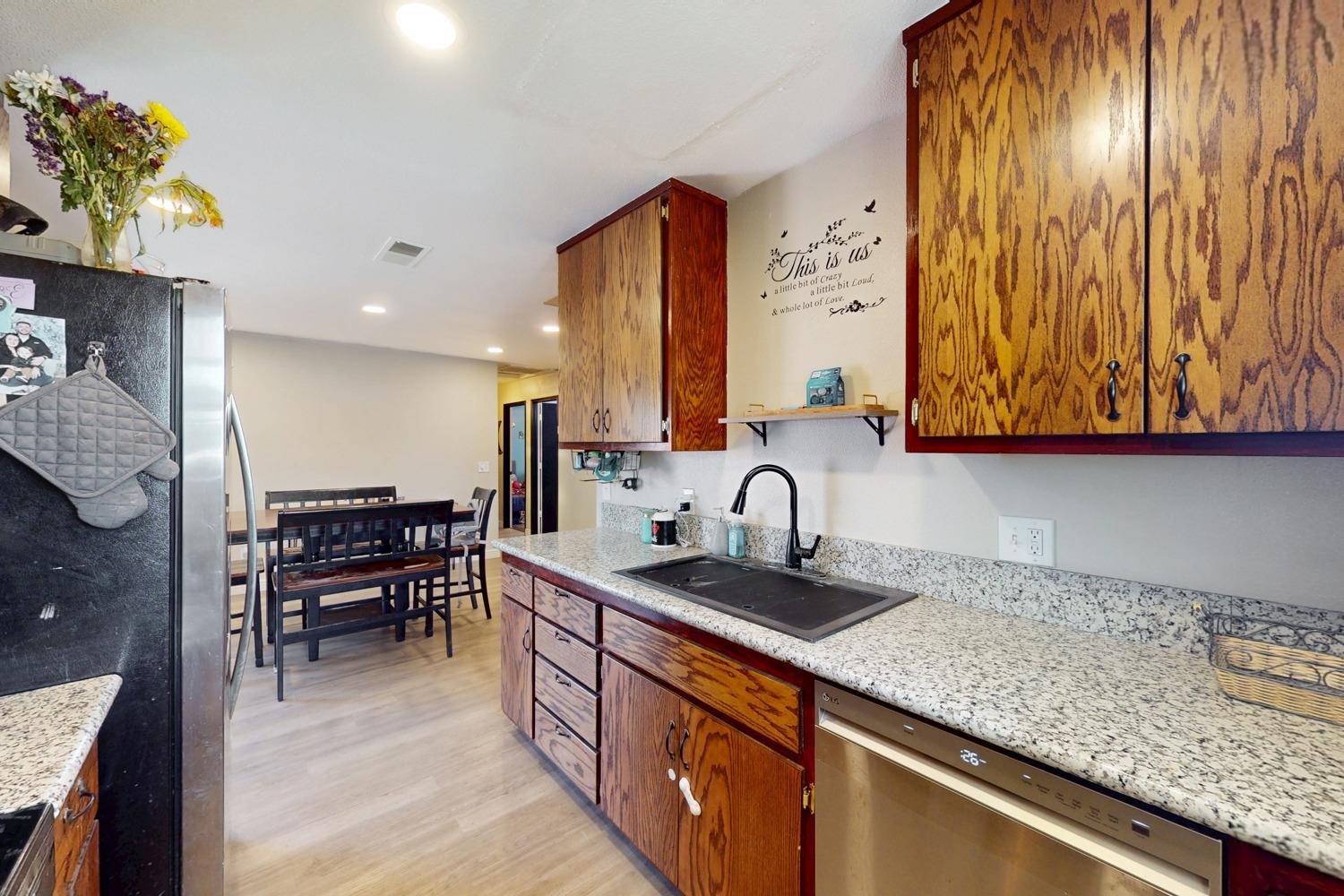 Detail Gallery Image 12 of 41 For 3003 Corinne Ct, Live Oak,  CA 95953 - 3 Beds | 2 Baths