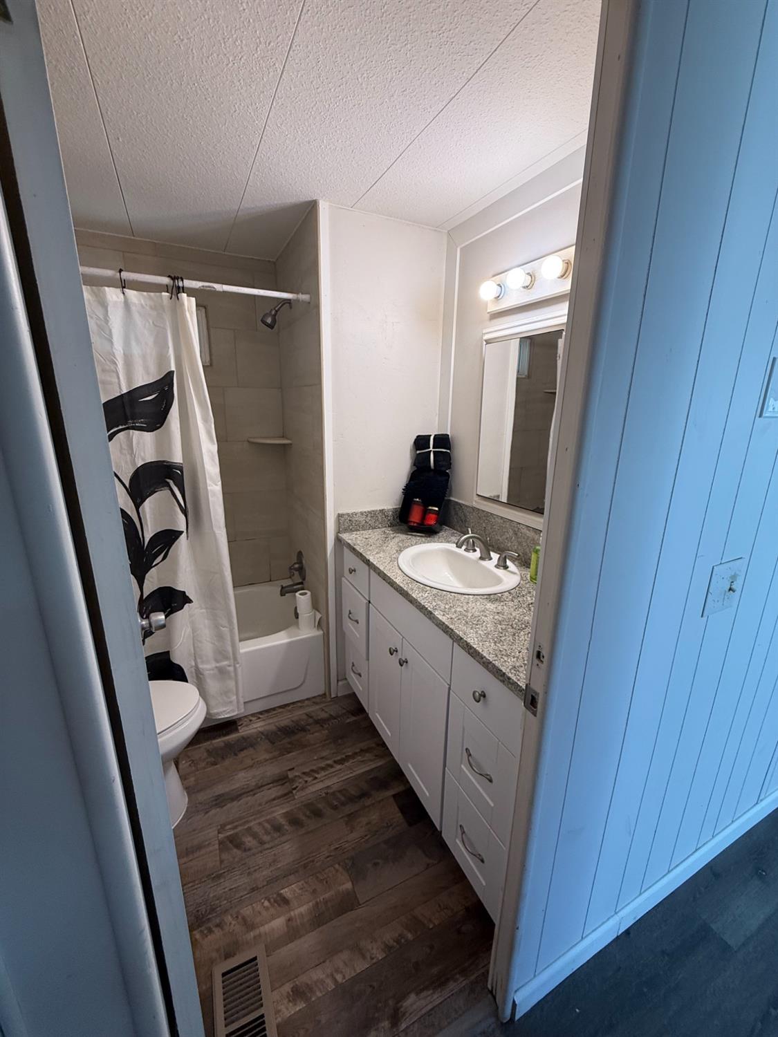 Detail Gallery Image 21 of 28 For 3725 Arroyo Seco Ln 75, North Highlands,  CA 95660 - 2 Beds | 1 Baths