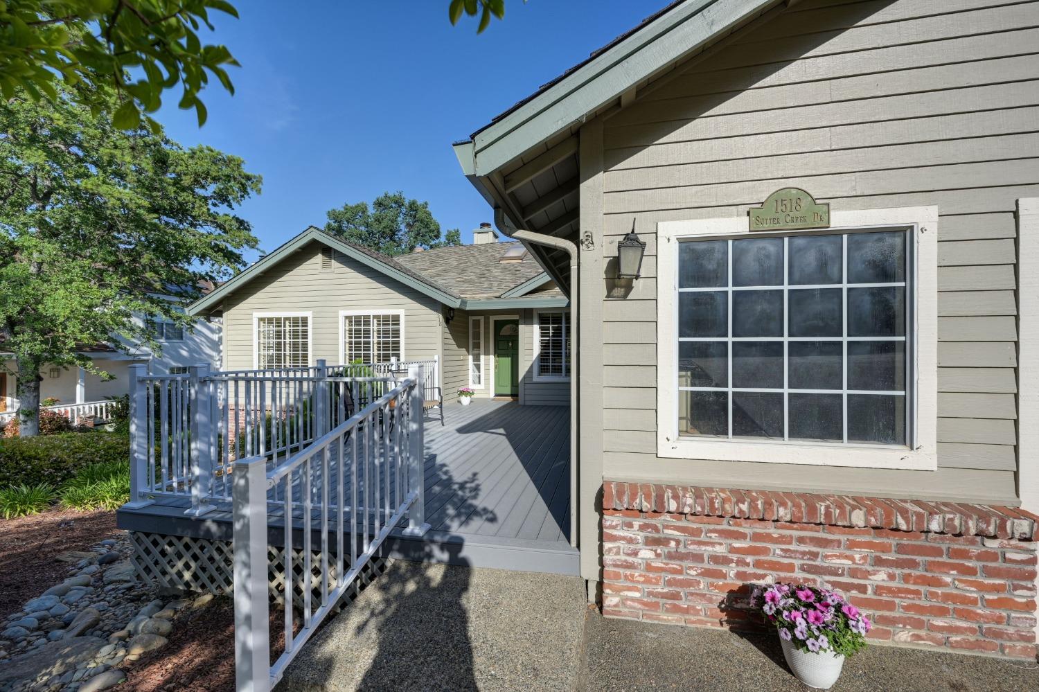 Detail Gallery Image 2 of 28 For 1518 Sutter Creek Dr, El Dorado Hills,  CA 95762 - 3 Beds | 2/1 Baths