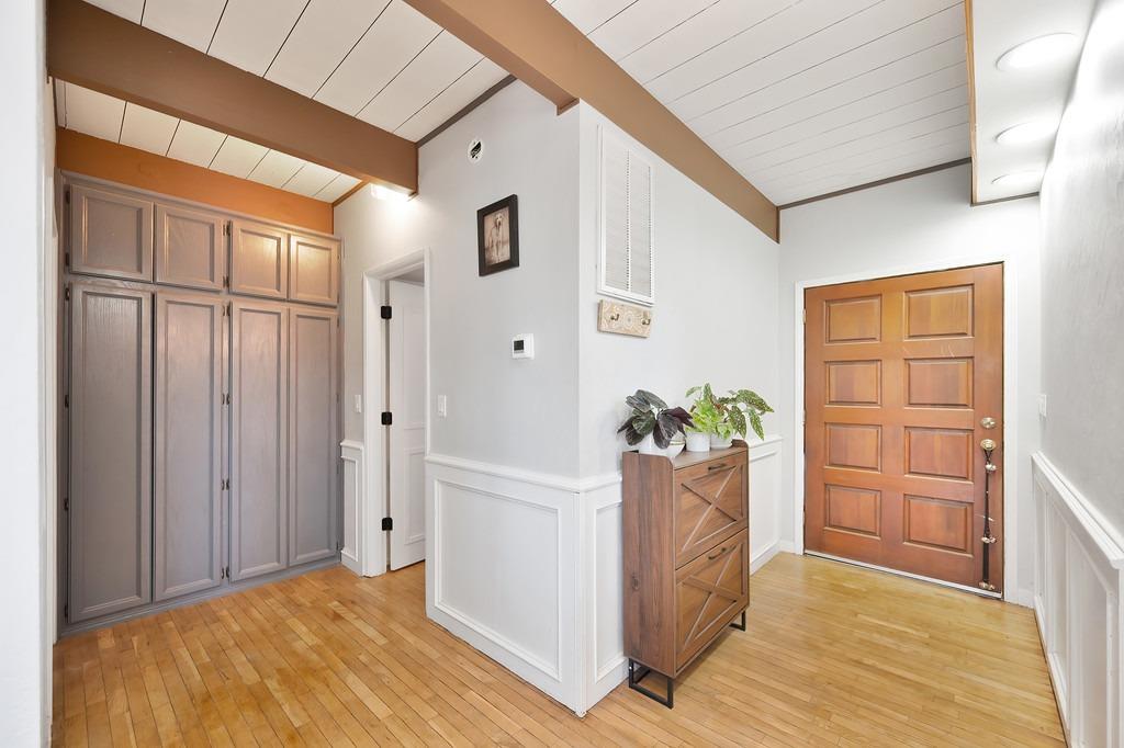 Detail Gallery Image 10 of 48 For 6202 Green Ridge Dr, Foresthill,  CA 95631 - 3 Beds | 2/1 Baths