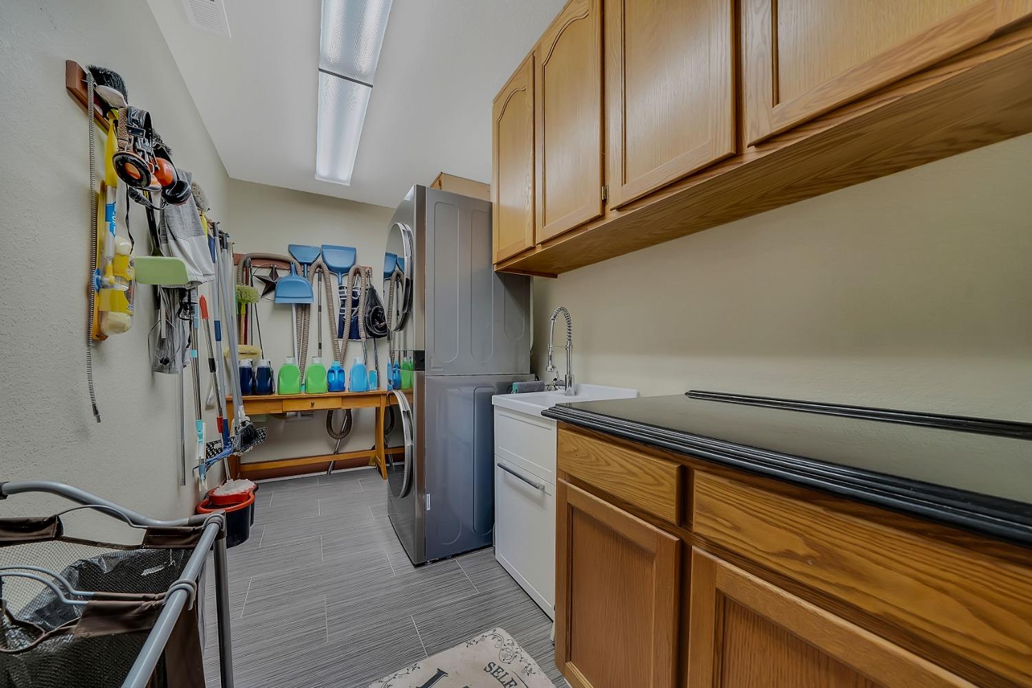 Detail Gallery Image 37 of 89 For 14001 Surrey Junction Ln, Sutter Creek,  CA 95685 - 3 Beds | 2/1 Baths