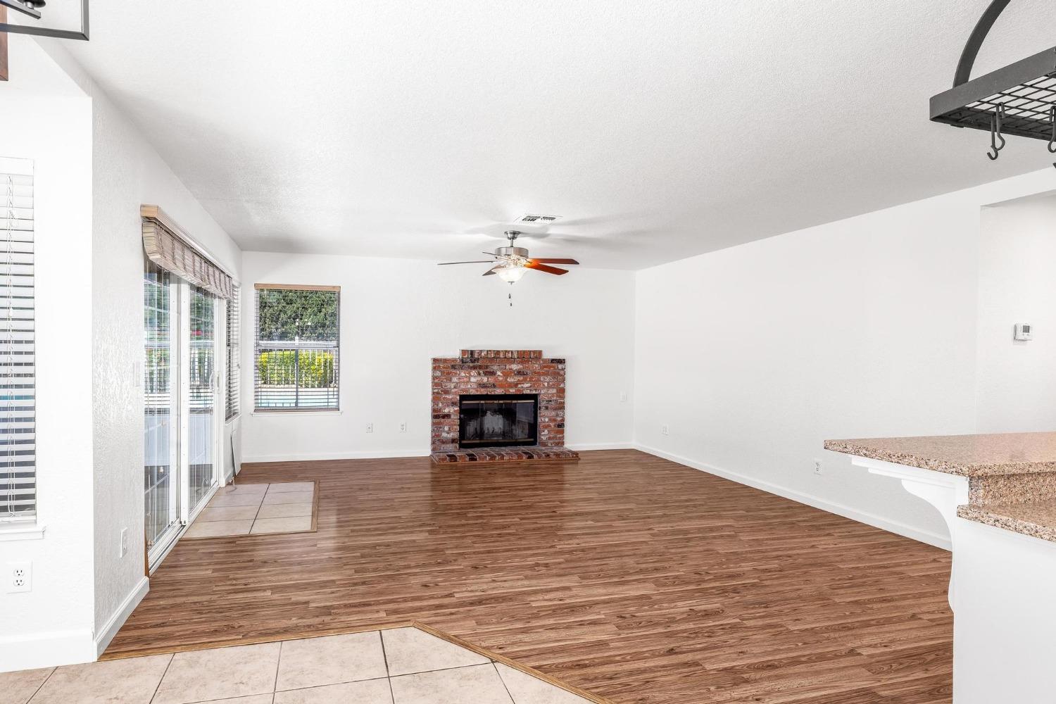 Detail Gallery Image 17 of 48 For 1171 Hidden Meadow, Manteca,  CA 95337 - 5 Beds | 3 Baths