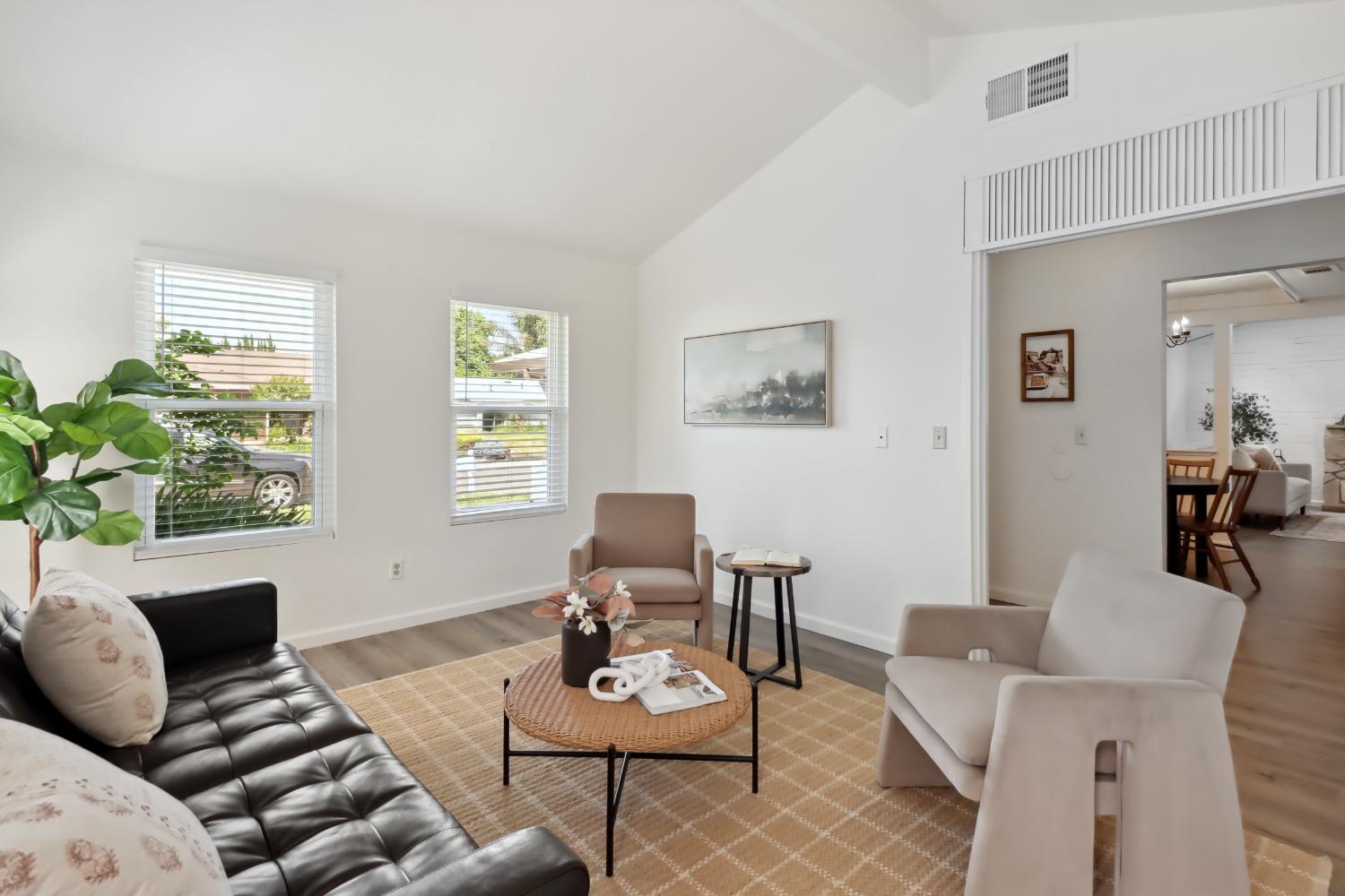 Detail Gallery Image 7 of 38 For 2888 Baronet Way, Sacramento,  CA 95833 - 4 Beds | 2 Baths