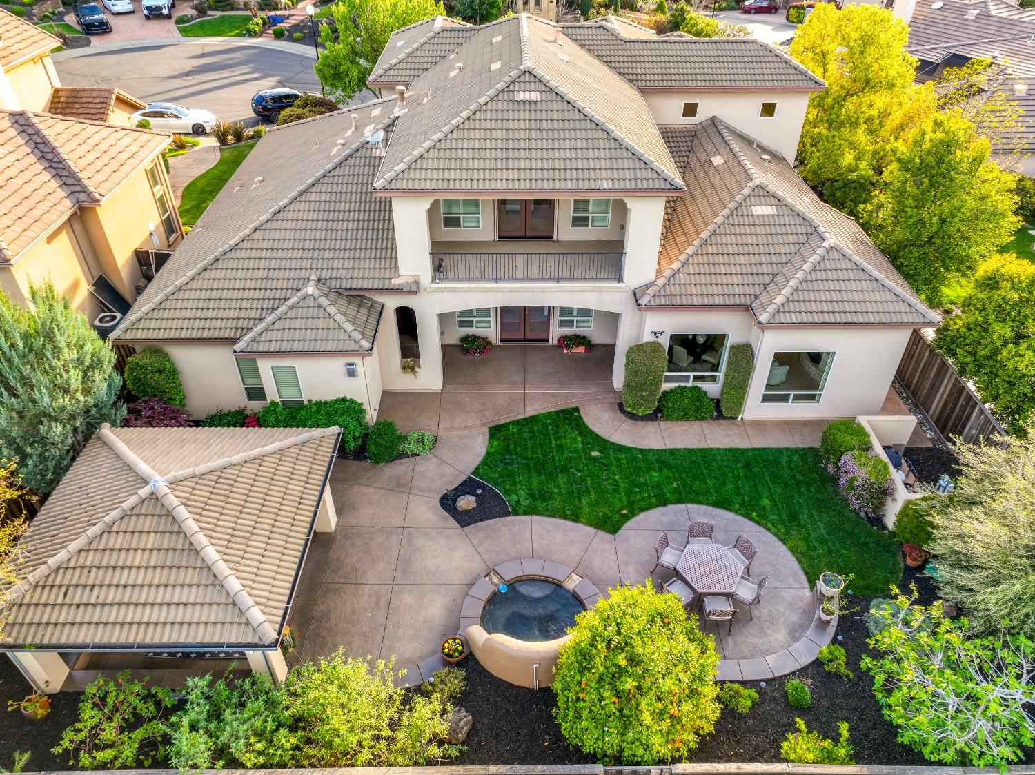 Detail Gallery Image 8 of 60 For 109 Roberts Pl, Roseville,  CA 95661 - 4 Beds | 3 Baths