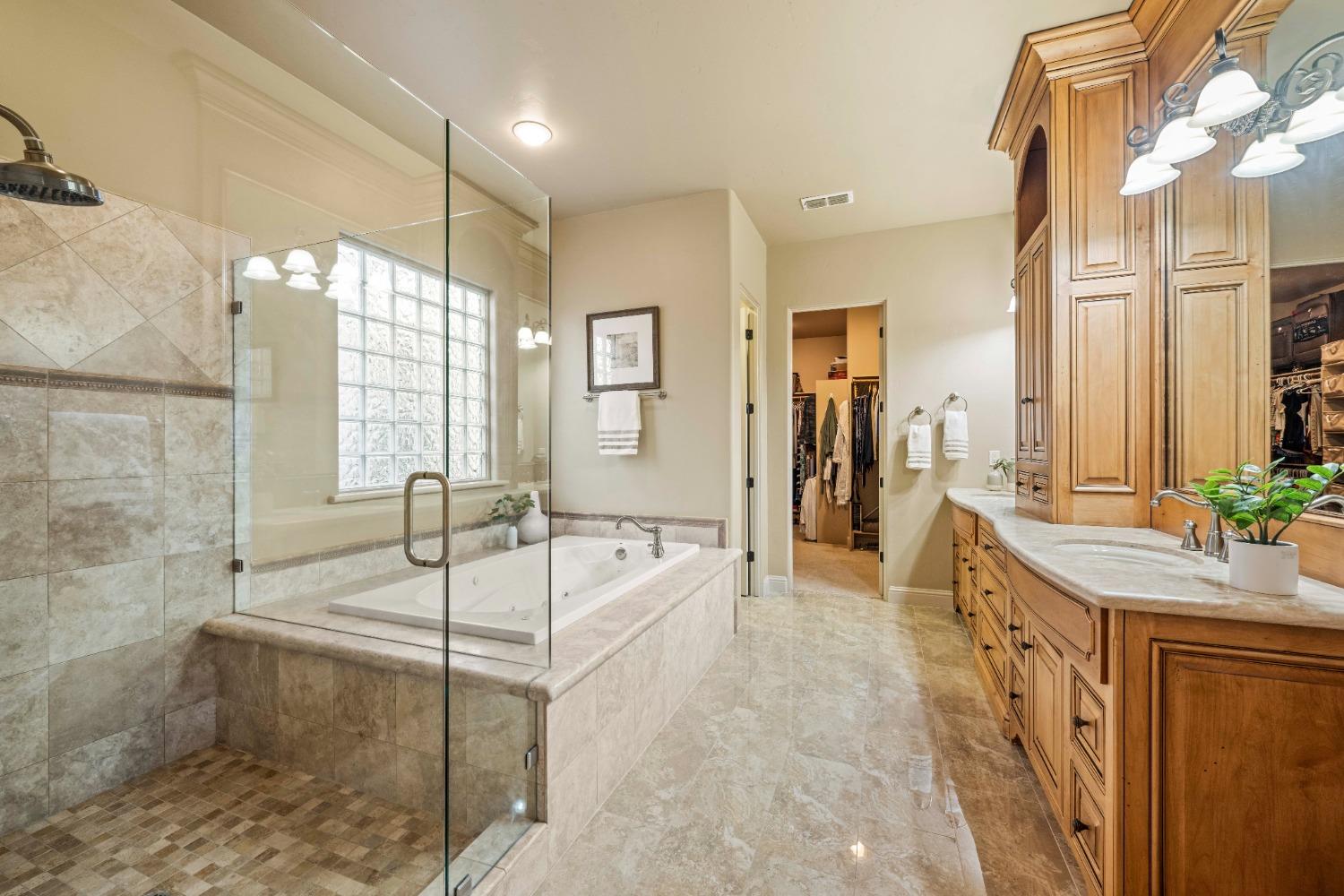 Detail Gallery Image 49 of 60 For 109 Roberts Pl, Roseville,  CA 95661 - 4 Beds | 3 Baths