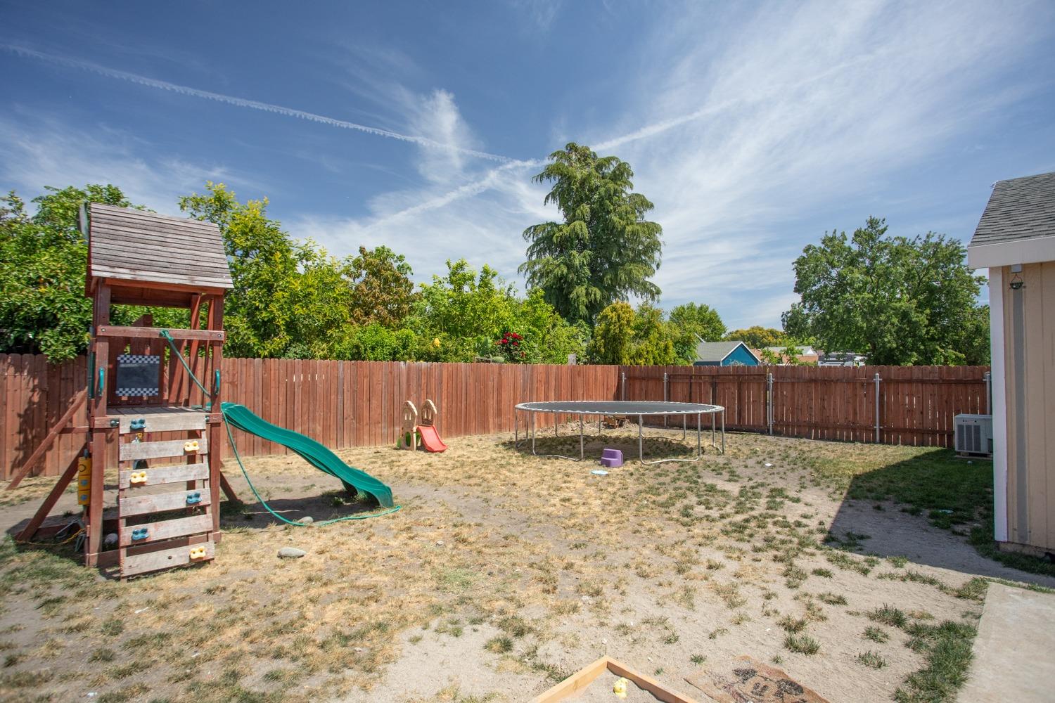 Detail Gallery Image 33 of 41 For 3003 Corinne Ct, Live Oak,  CA 95953 - 3 Beds | 2 Baths