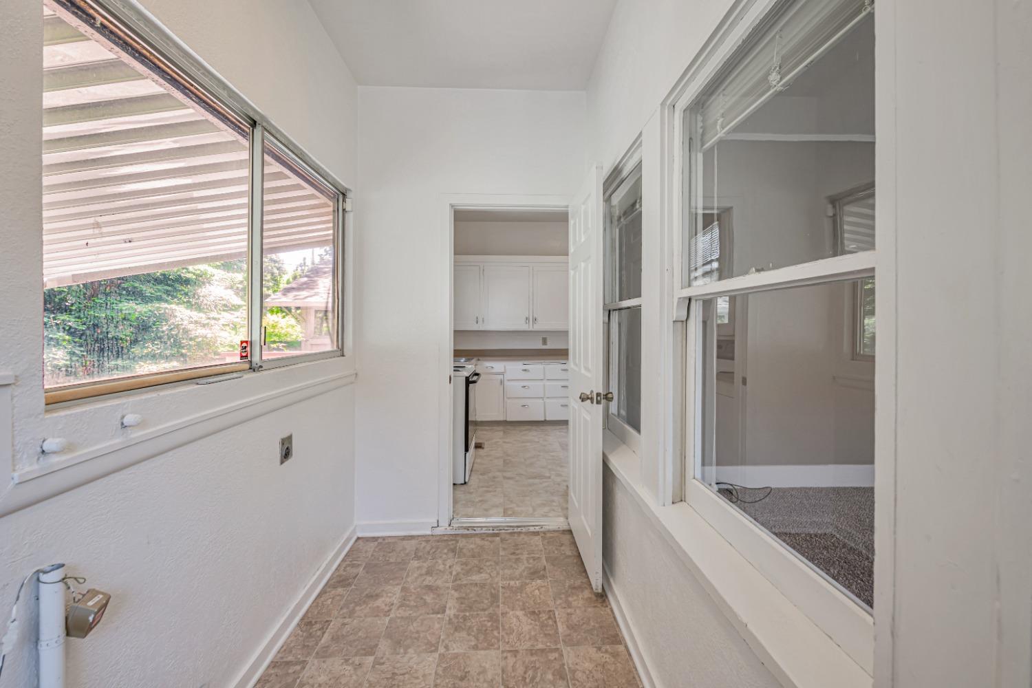 41st Street, Sacramento, California image 22