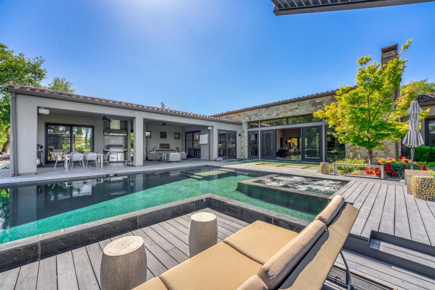 Detail Gallery Image 31 of 44 For 6505 Rutherford Canyon Rd, Loomis,  CA 95650 - 4 Beds | 4/1 Baths