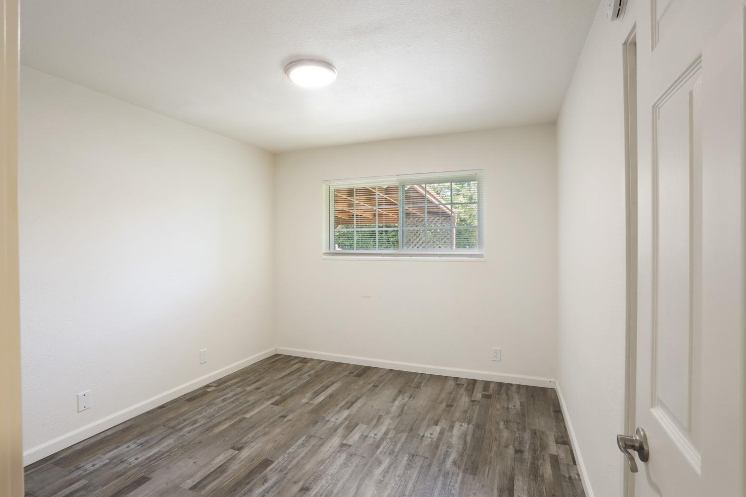 Detail Gallery Image 20 of 49 For 1384 Heckman Way, San Jose,  CA 95129 - 3 Beds | 2 Baths