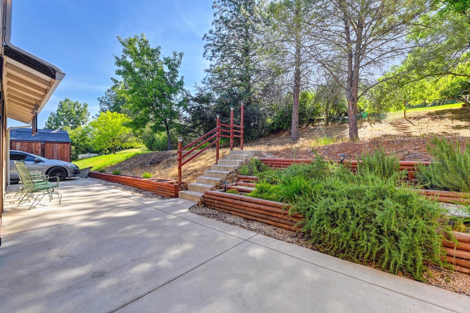 Torrey Pines Drive, Auburn, California image 43