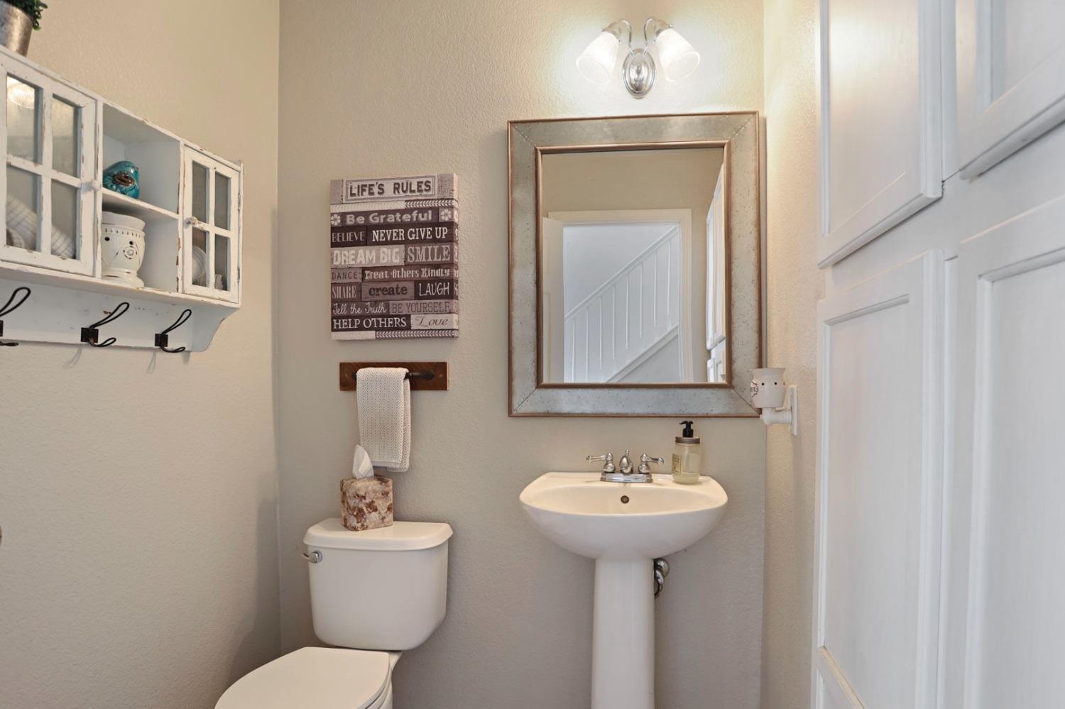 Detail Gallery Image 19 of 43 For 990 Kirkwood Way, Lathrop,  CA 95330 - 5 Beds | 3 Baths