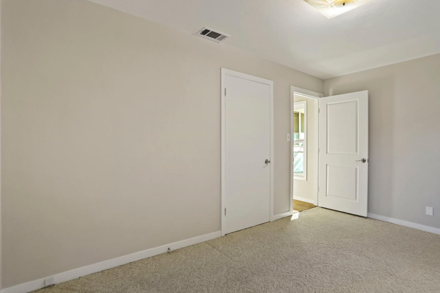 Detail Gallery Image 31 of 43 For 1152 Stanton Way, Stockton,  CA 95207 - 3 Beds | 2 Baths