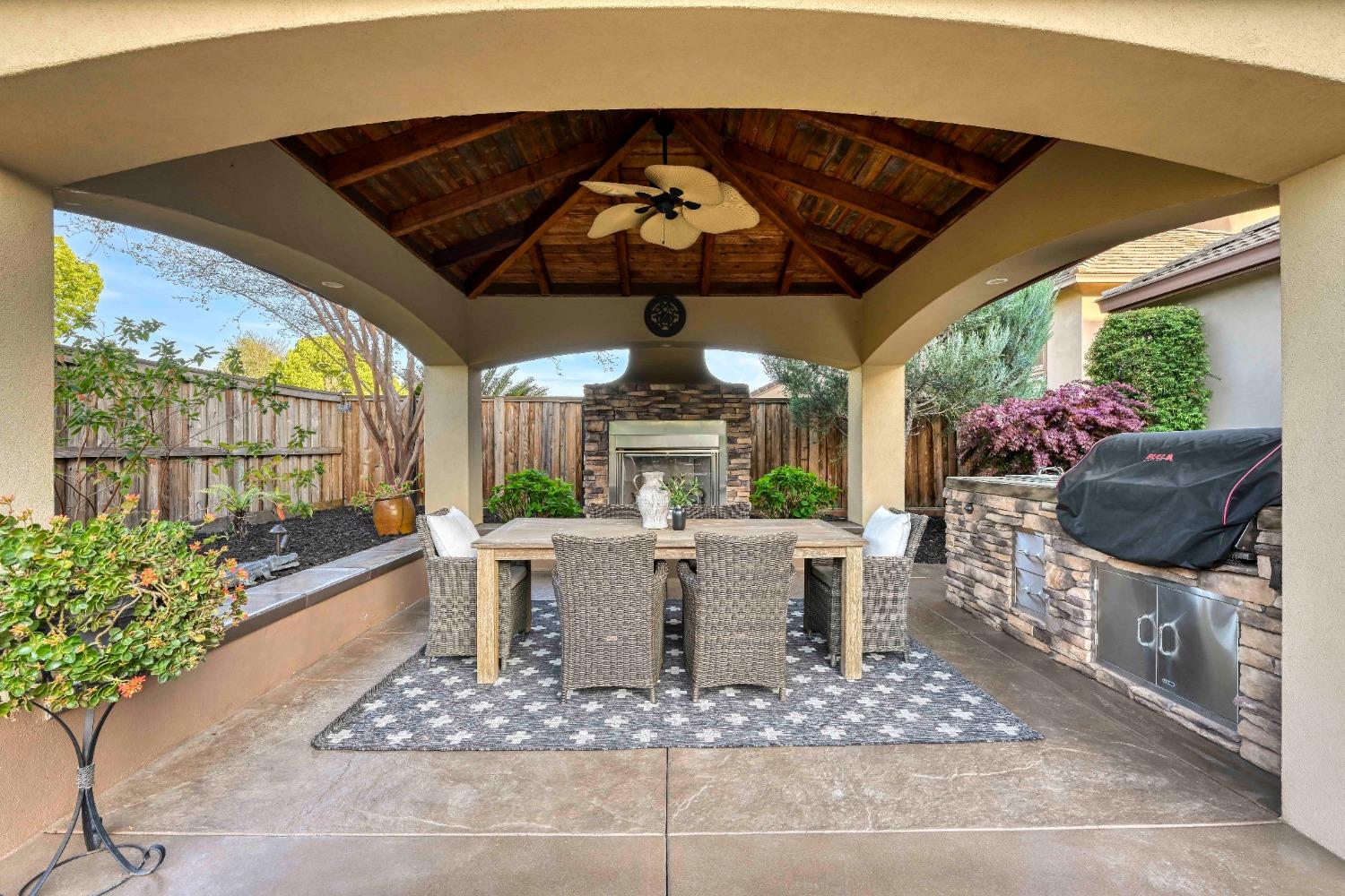 Detail Gallery Image 17 of 60 For 109 Roberts Pl, Roseville,  CA 95661 - 4 Beds | 3 Baths