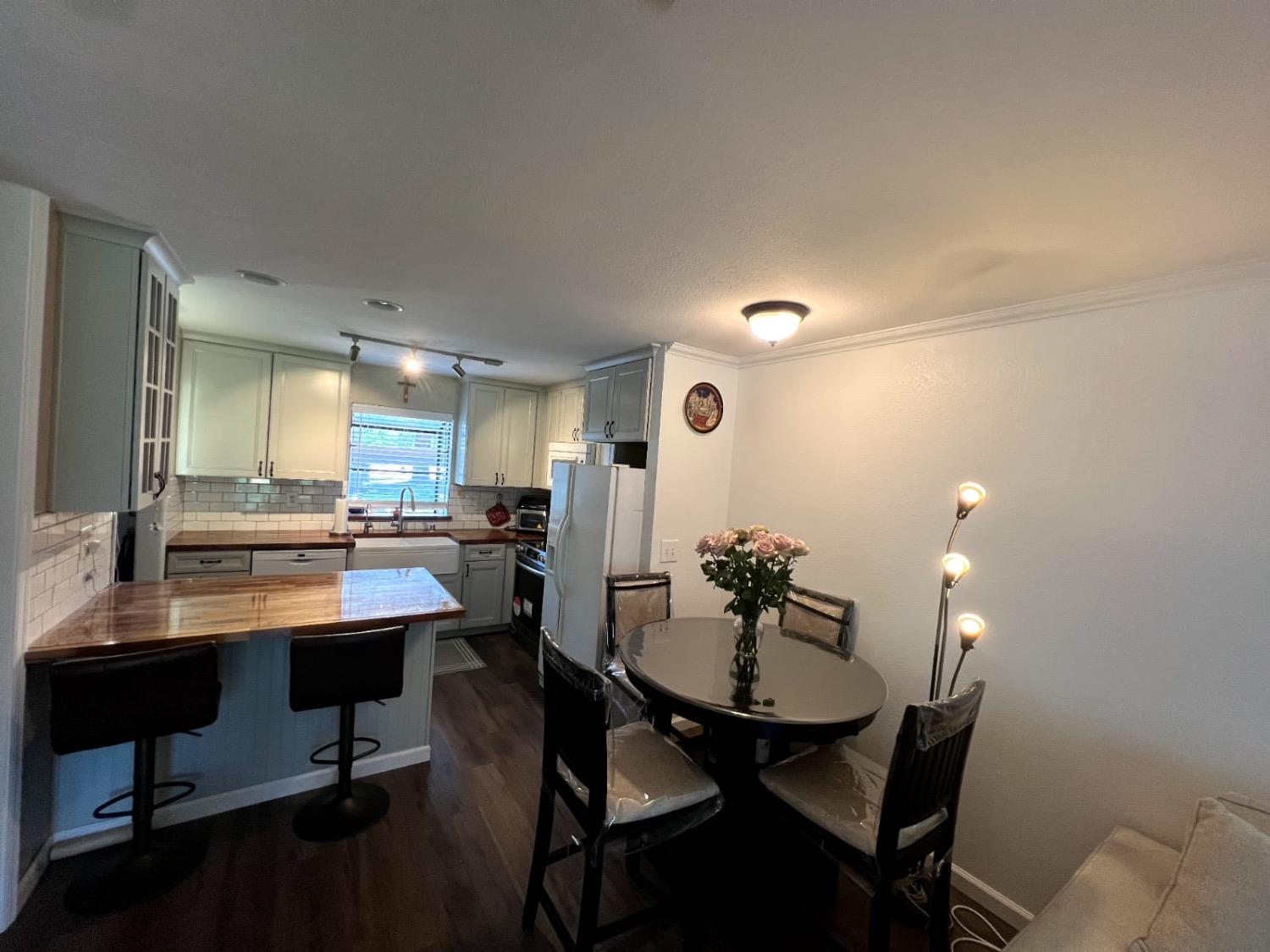 Detail Gallery Image 6 of 17 For 4291 Patterson Dr #17,  Diamond Springs,  CA 95619 - 2 Beds | 1/1 Baths