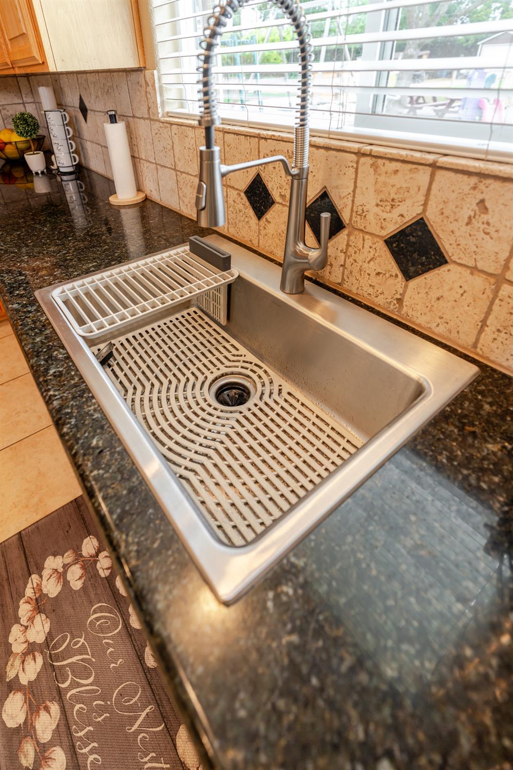 Detail Gallery Image 36 of 75 For 8400 Hallwood Blvd, Marysville,  CA 95901 - 4 Beds | 2/1 Baths