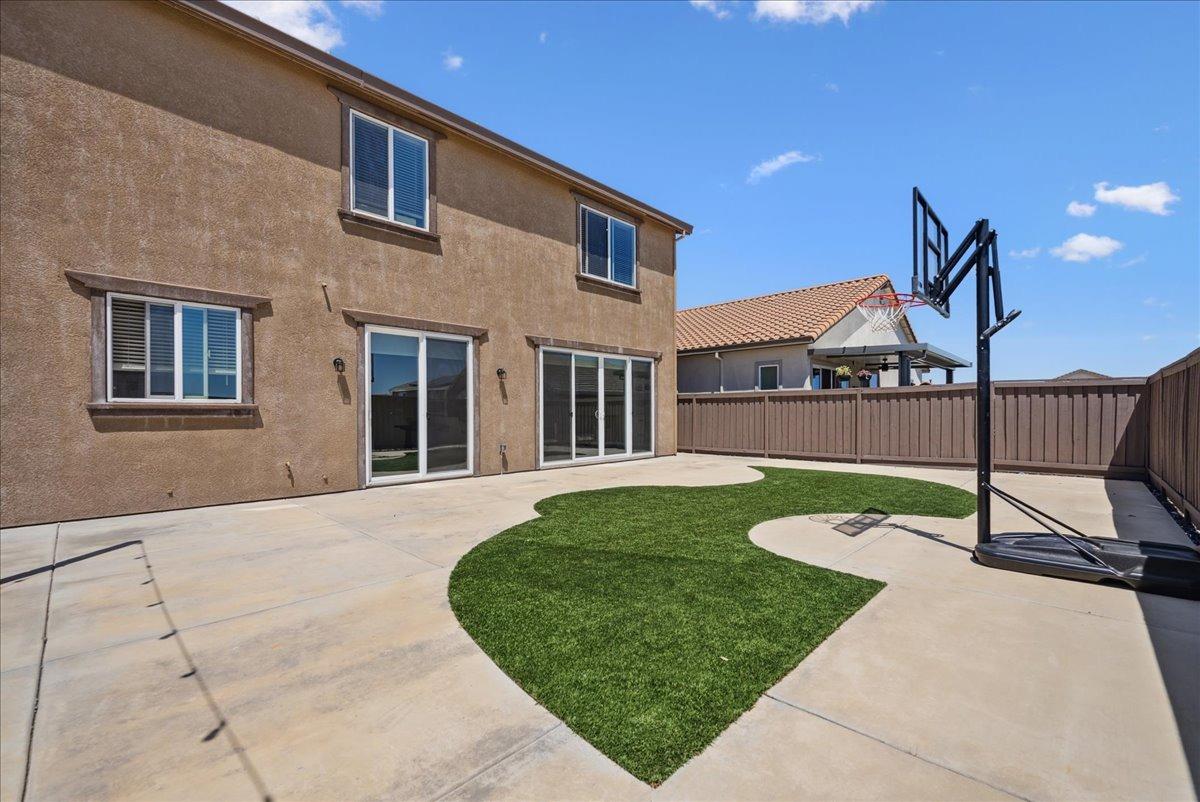 Detail Gallery Image 42 of 54 For 1304 Silversmith Ln, Rocklin,  CA 95765 - 5 Beds | 4 Baths