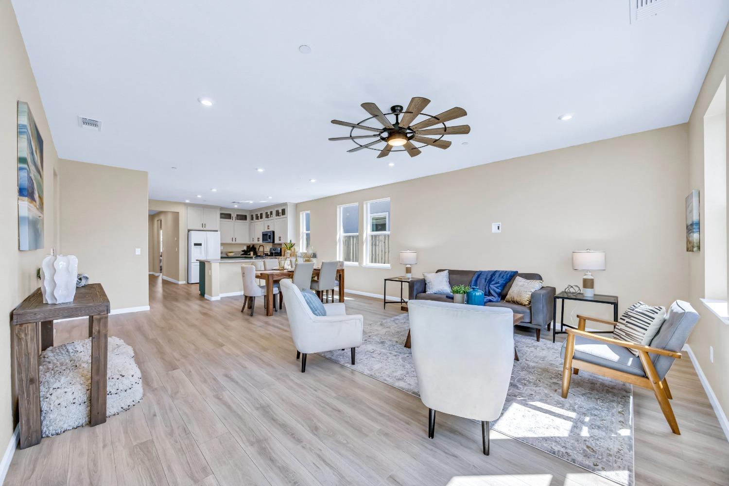 Detail Gallery Image 13 of 42 For 3087 Ridgecrest Dr, Lincoln,  CA 95648 - 3 Beds | 2 Baths