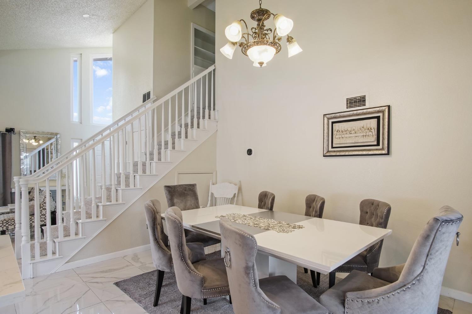 Detail Gallery Image 12 of 40 For 685 Bennington Ave, Turlock,  CA 95382 - 3 Beds | 2 Baths