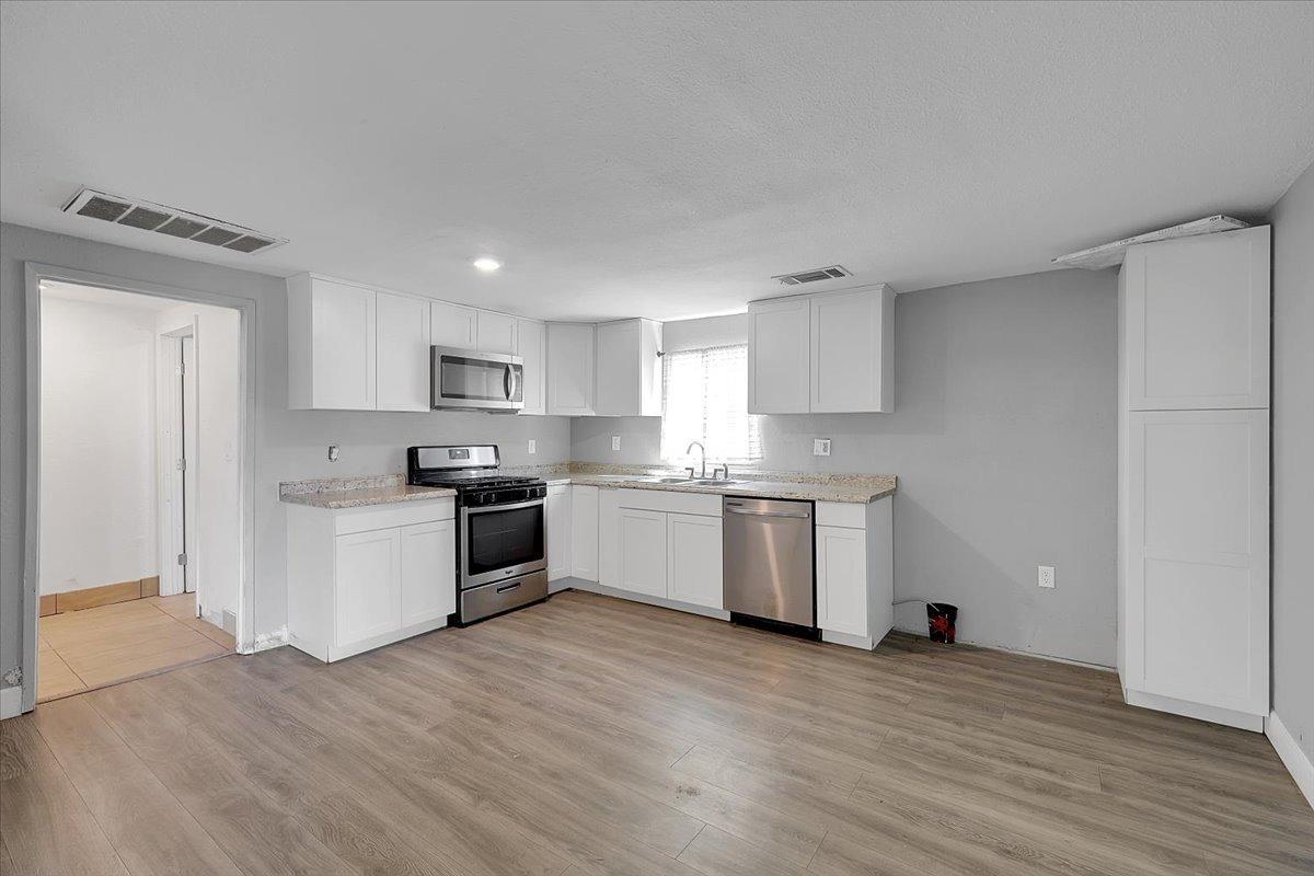 Detail Gallery Image 8 of 24 For 4863 Arboga Rd, Olivehurst,  CA 95961 - 2 Beds | 1 Baths
