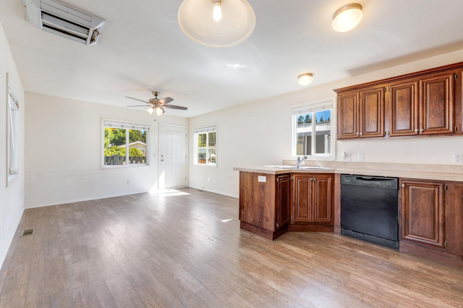 Detail Gallery Image 8 of 35 For 2933 Forebay Rd 6, Pollock Pines,  CA 95726 - 2 Beds | 2 Baths