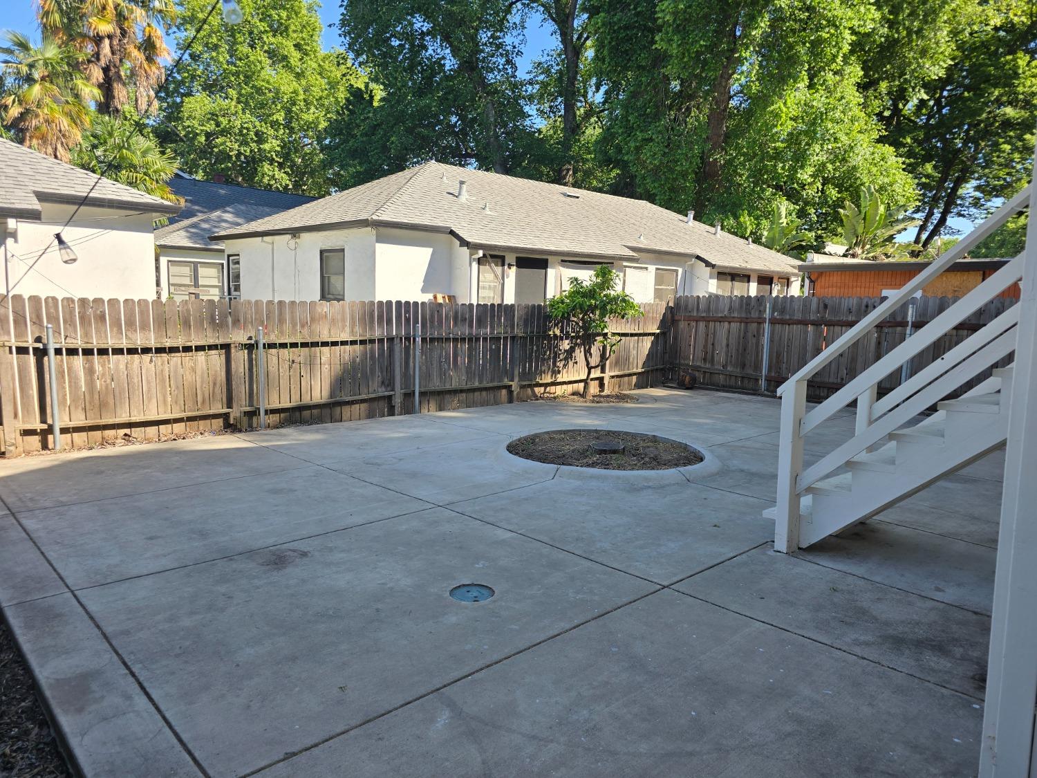 12th Street, Sacramento, California image 3