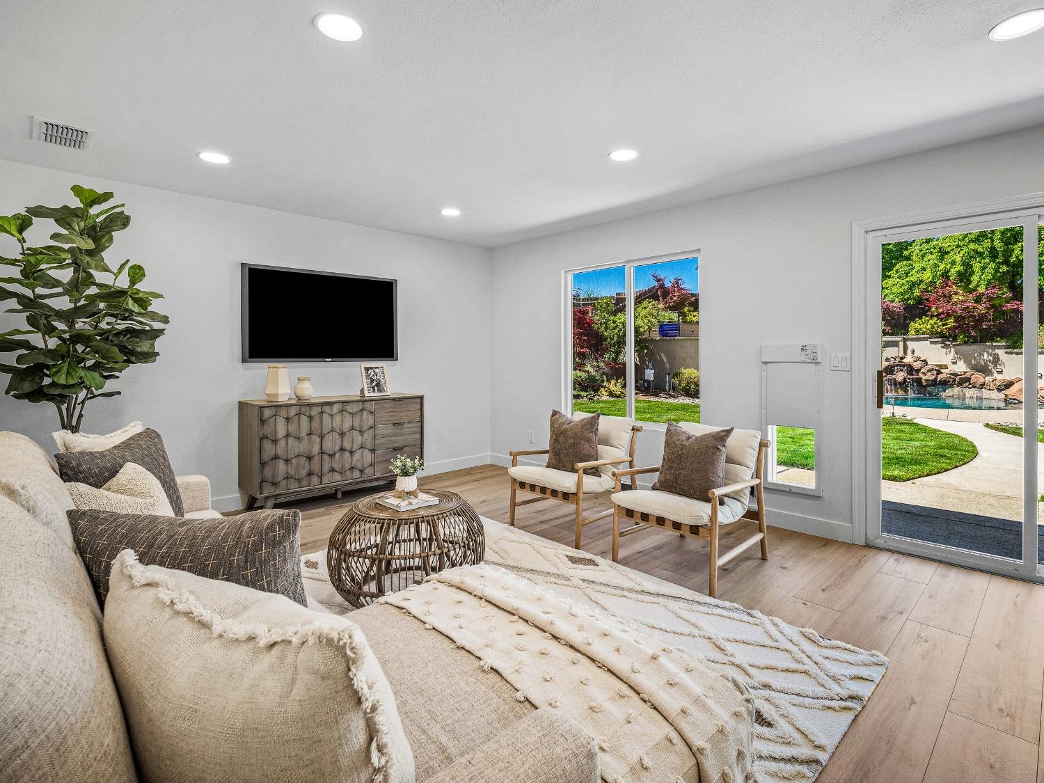 Detail Gallery Image 30 of 59 For 4736 Thoreau Dr, Cameron Park,  CA 95682 - 5 Beds | 3 Baths