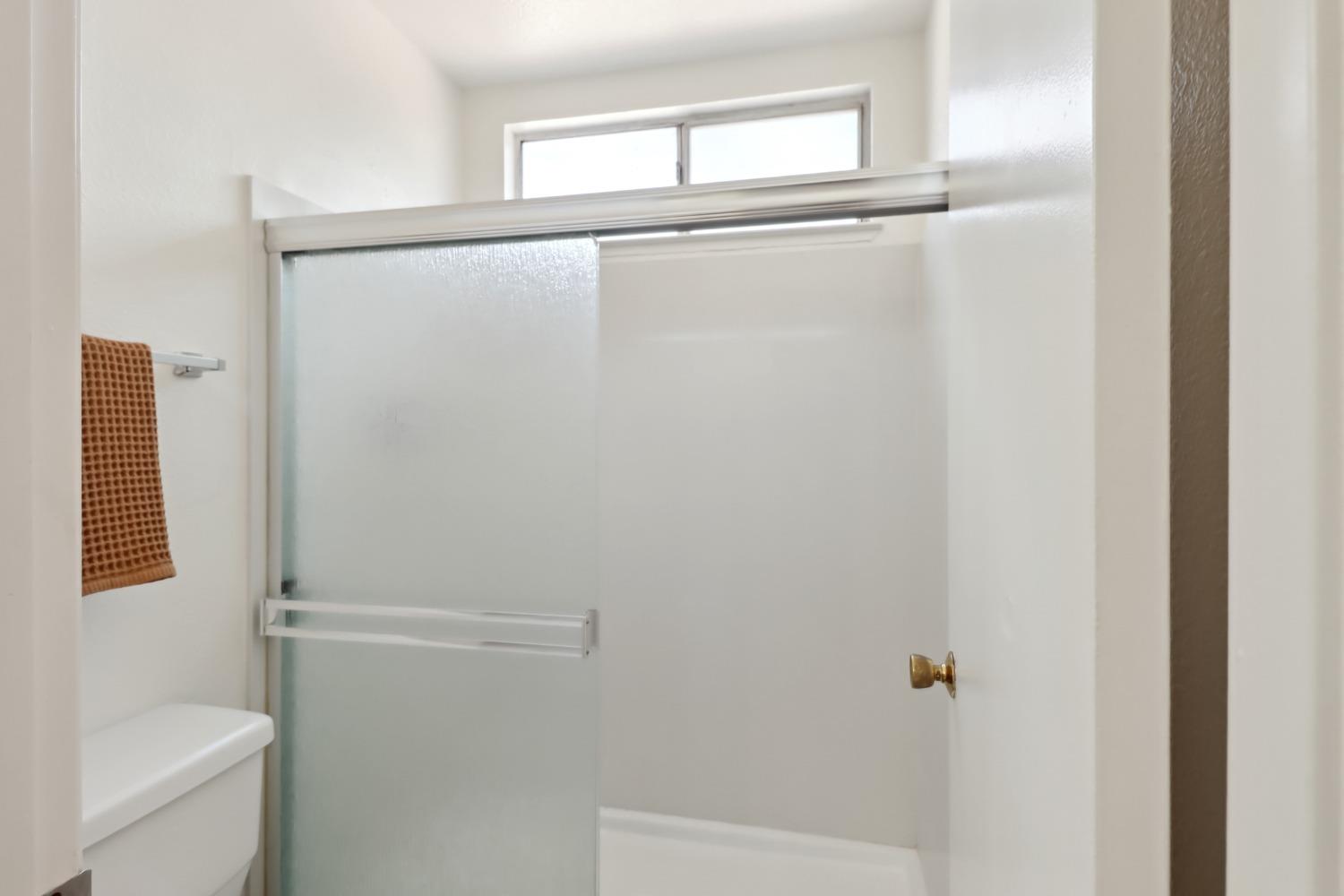 Detail Gallery Image 27 of 38 For 2888 Baronet Way, Sacramento,  CA 95833 - 4 Beds | 2 Baths