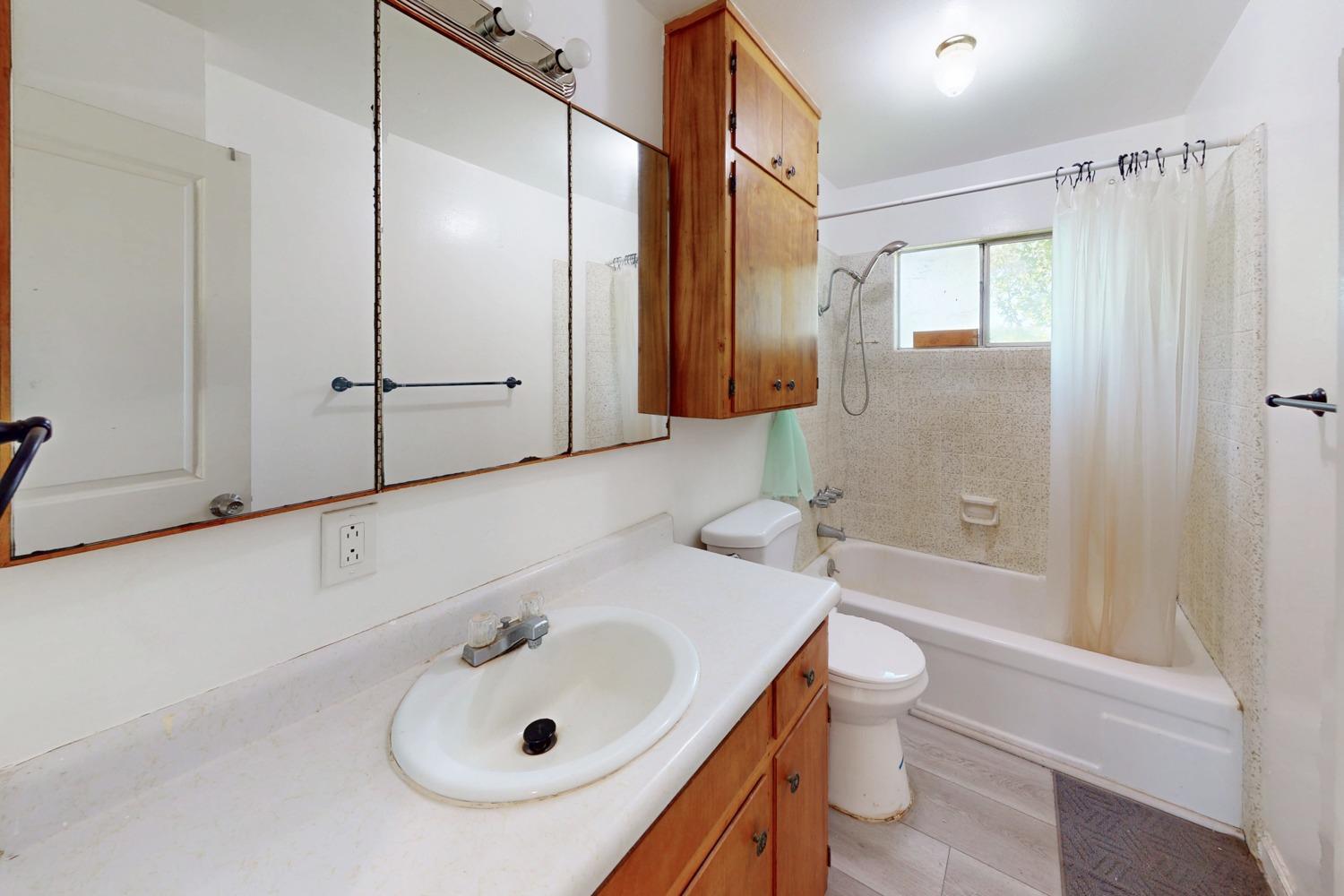 Detail Gallery Image 32 of 82 For 633 Cox Ln, Oroville,  CA 95965 - 3 Beds | 1/1 Baths