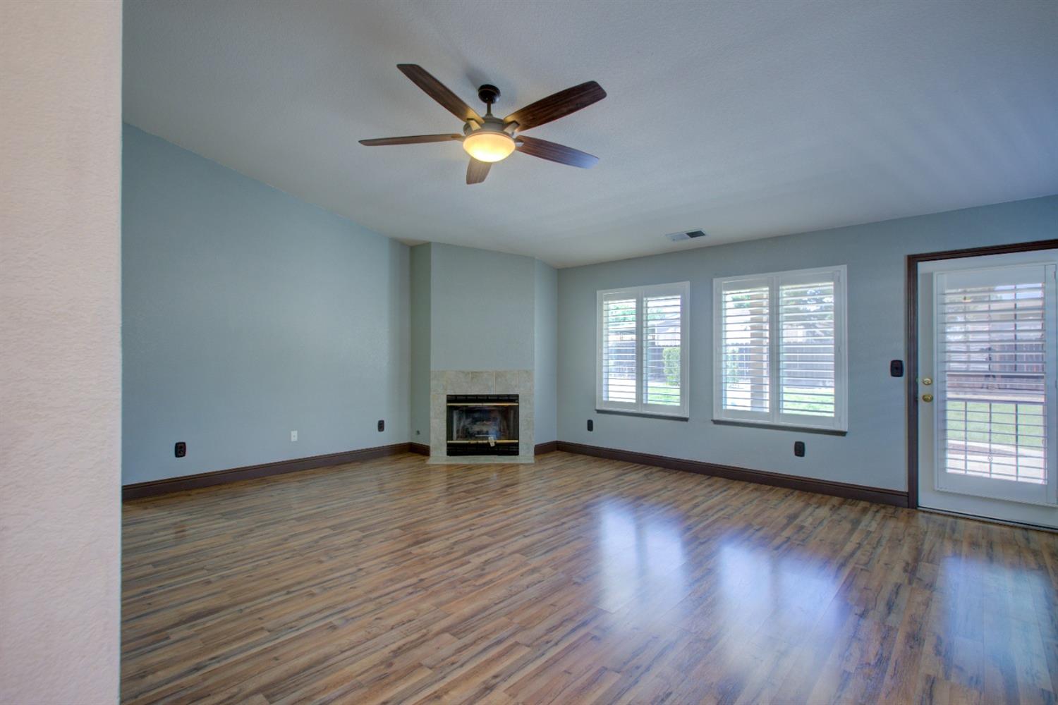 Detail Gallery Image 14 of 55 For 1217 Fairway Dr, Atwater,  CA 95301 - 3 Beds | 2 Baths