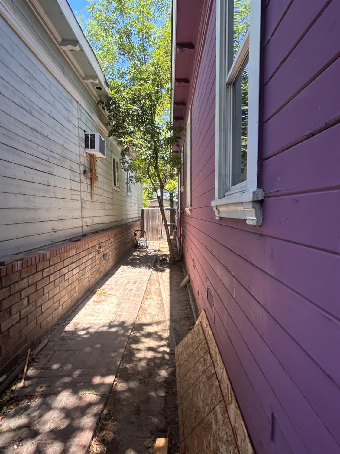 Detail Gallery Image 7 of 38 For 107 E 9th St, Tracy,  CA 95376 - 3 Beds | 2 Baths