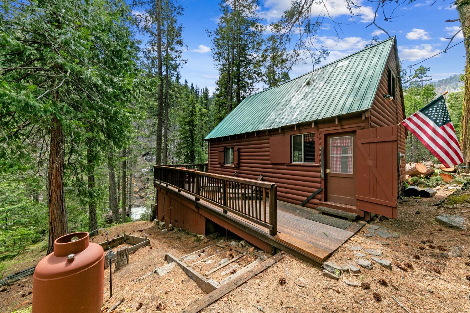 Detail Gallery Image 1 of 15 For 36 Milestone Rd #12,  Kyburz,  CA 95720 - 1 Beds | 1 Baths