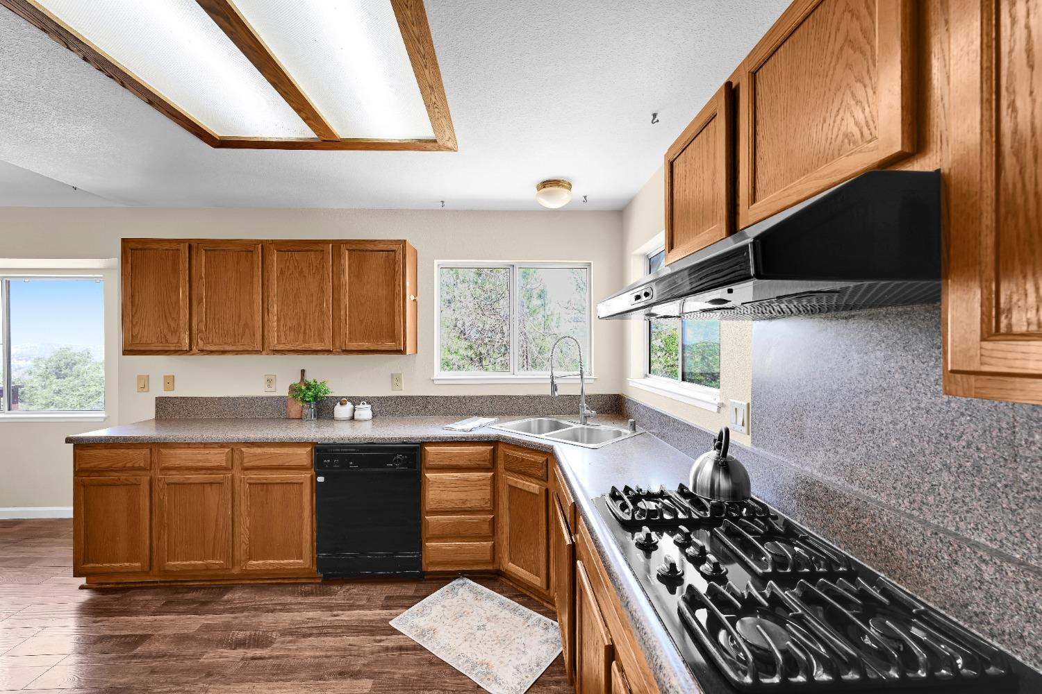 Detail Gallery Image 20 of 51 For 8640 Riverview Ter, –,  CA 95977 - 3 Beds | 2 Baths