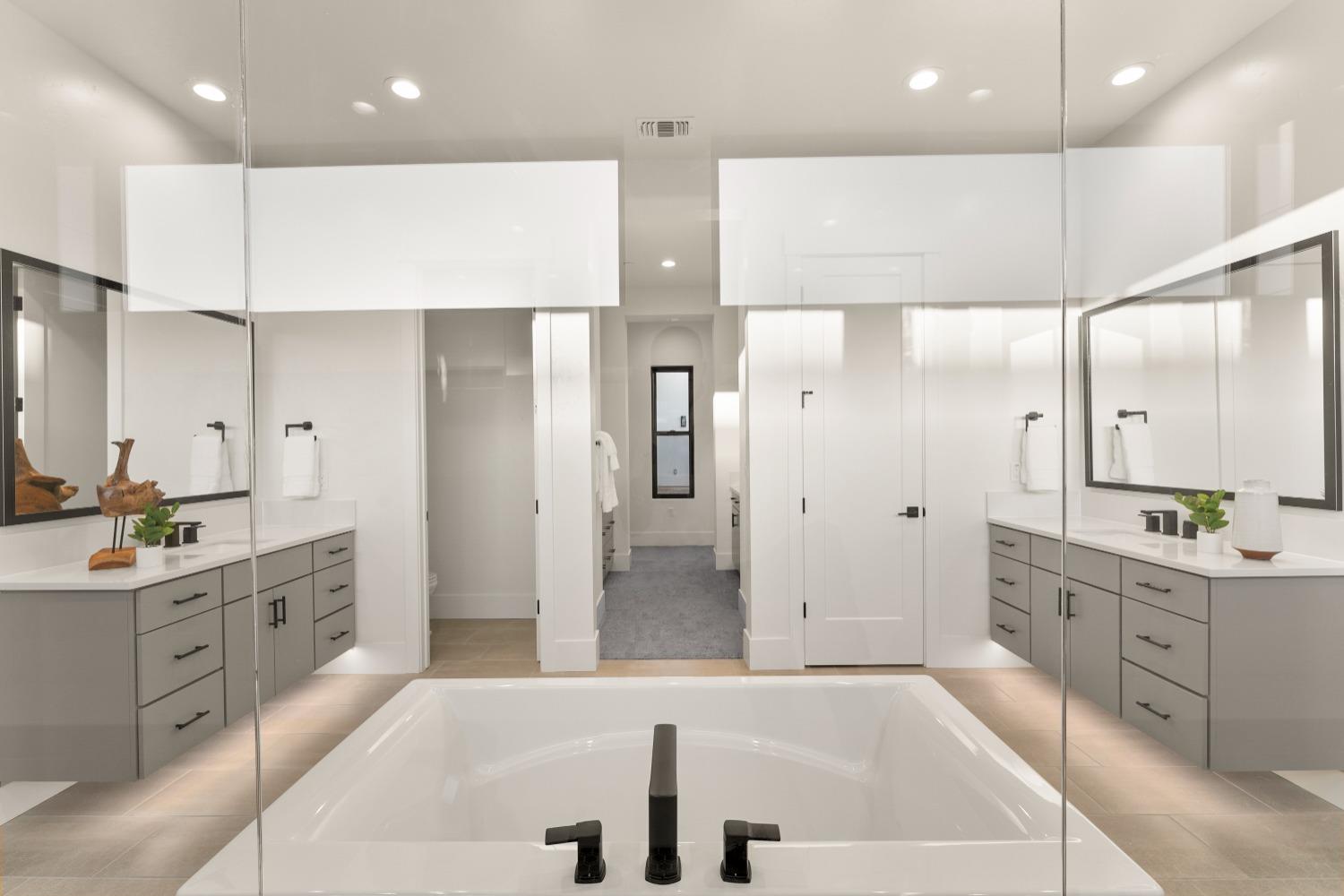 Detail Gallery Image 46 of 78 For 4810 Minero Ln, Granite Bay,  CA 95746 - 5 Beds | 4/1 Baths