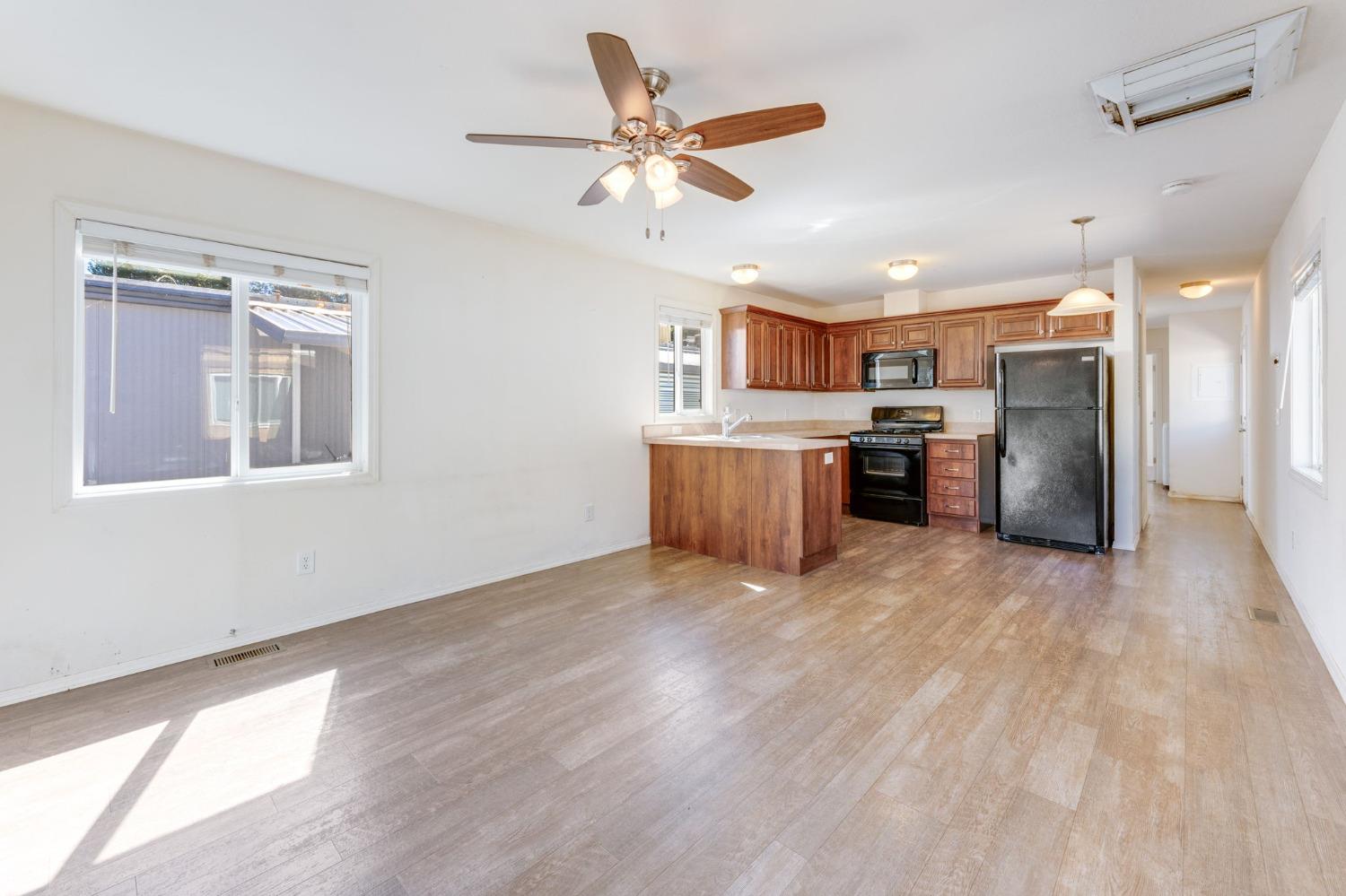 Detail Gallery Image 6 of 35 For 2933 Forebay Rd 6, Pollock Pines,  CA 95726 - 2 Beds | 2 Baths