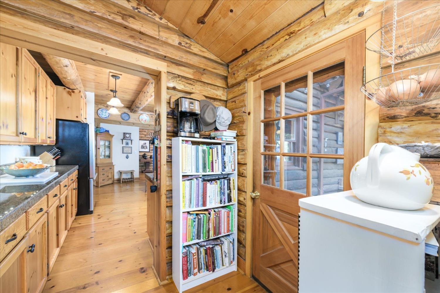 Detail Gallery Image 20 of 86 For 1267 Old Rock Bridge Rd, Placerville,  CA 95667 - 3 Beds | 2 Baths