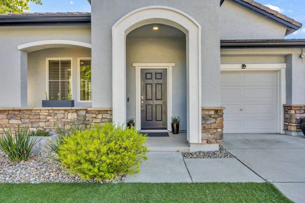 Detail Gallery Image 4 of 54 For 4019 Aitken Dairy Rd, Rocklin,  CA 95677 - 4 Beds | 2 Baths