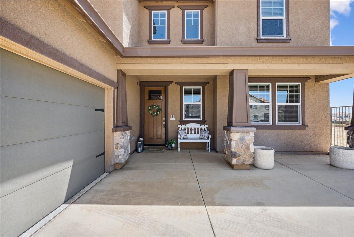 Detail Gallery Image 4 of 54 For 1304 Silversmith Ln, Rocklin,  CA 95765 - 5 Beds | 4 Baths