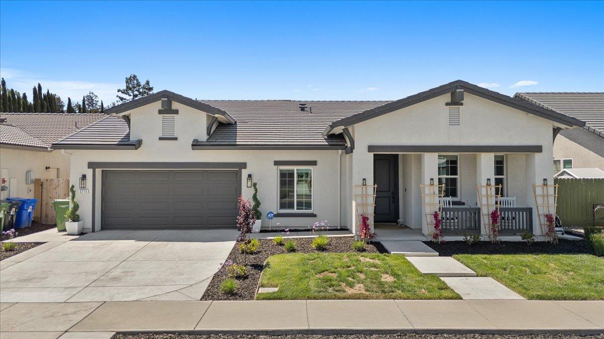 Detail Gallery Image 1 of 56 For 3715 N Berkeley Ave, Turlock,  CA 95382 - 5 Beds | 2 Baths