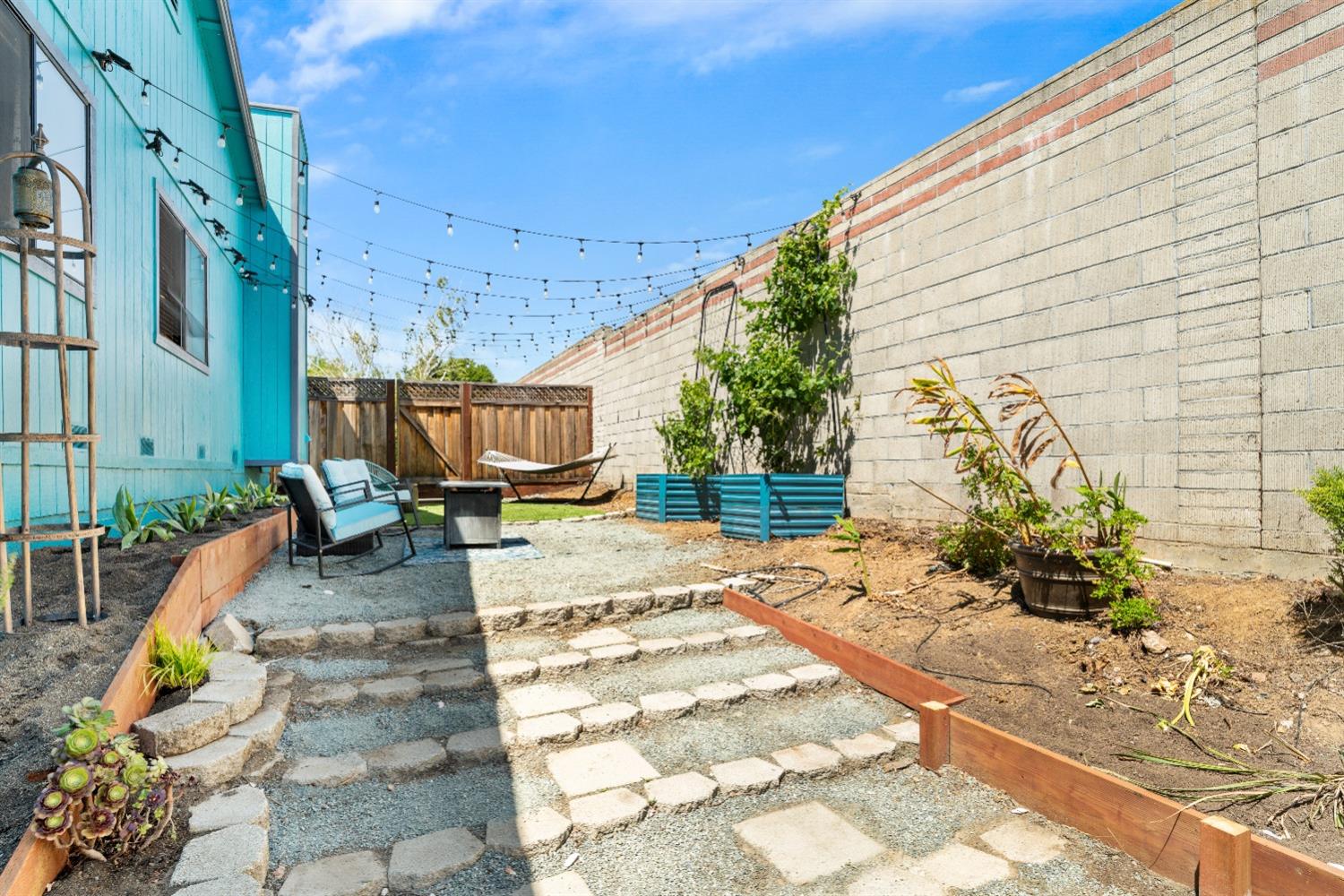 Detail Gallery Image 41 of 44 For 3636 Dormer Ave, Concord,  CA 94519 - 3 Beds | 2 Baths