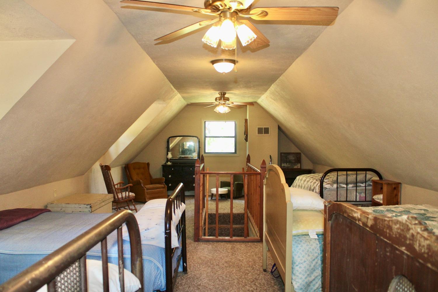 Detail Gallery Image 14 of 17 For 17 Squirrel Hollow, Sierra City,  CA 96125 - 3 Beds | 1 Baths