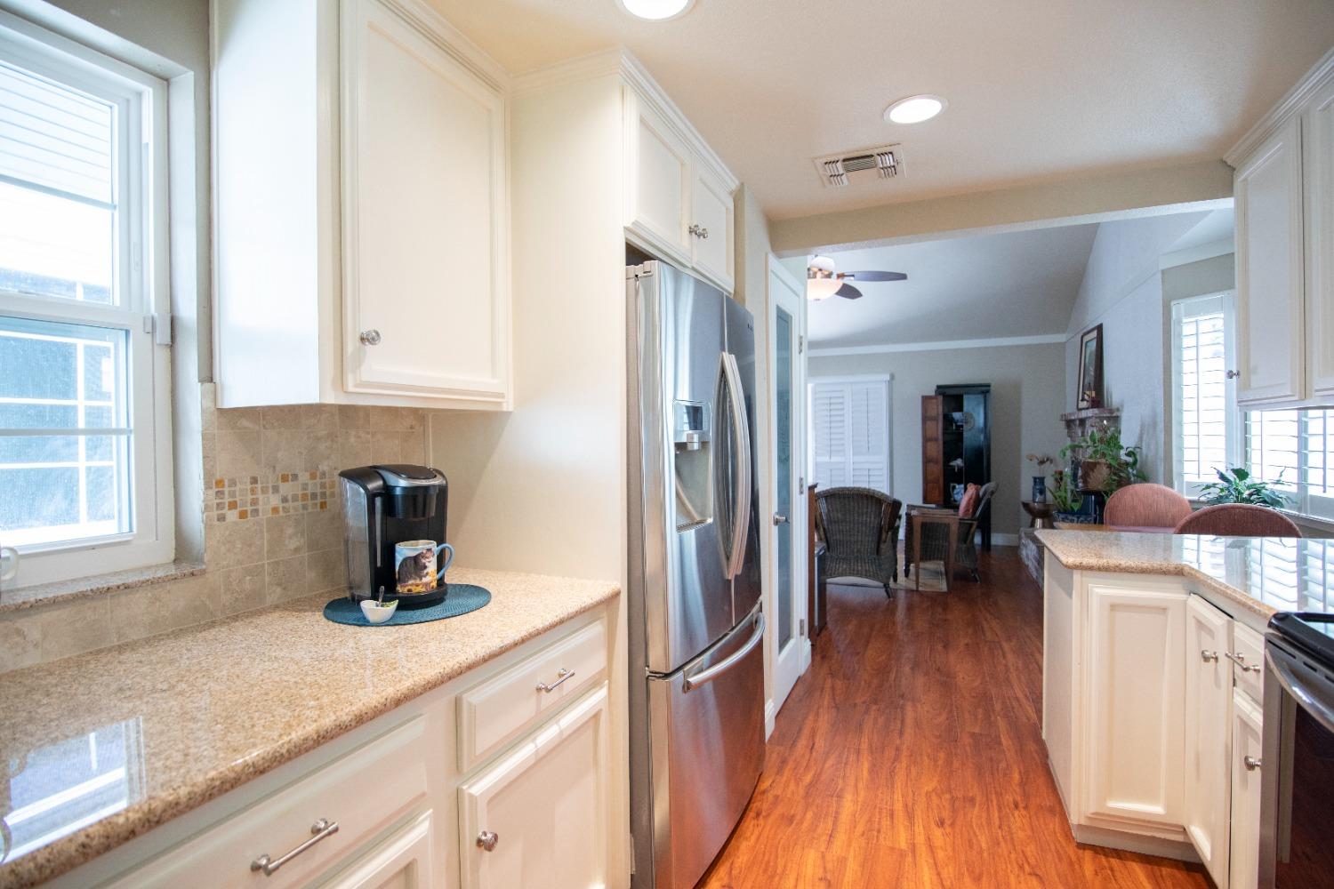 Detail Gallery Image 8 of 51 For 5815 Morgan Pl #1,  Stockton,  CA 95219 - 2 Beds | 1 Baths