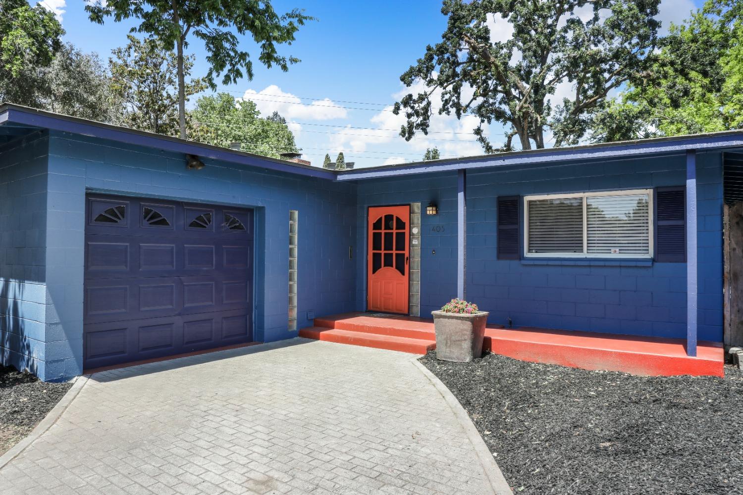 Detail Gallery Image 4 of 28 For 405 Helen Ave, Modesto,  CA 95354 - 2 Beds | 1 Baths