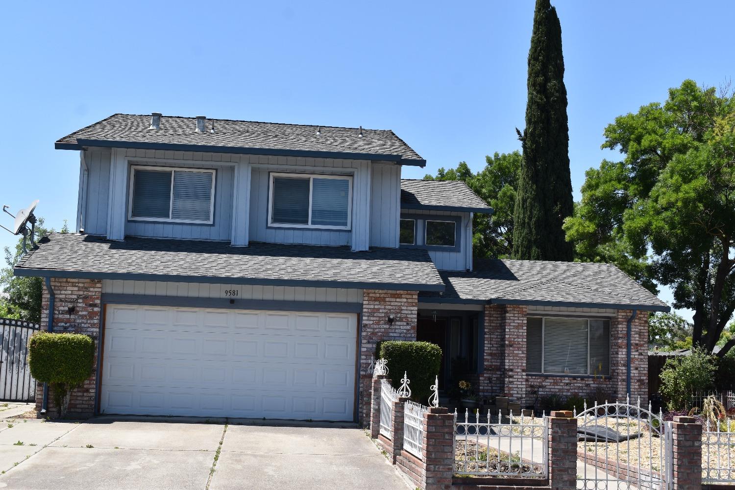 Detail Gallery Image 1 of 32 For 9581 Colington Pl, Stockton,  CA 95209 - 6 Beds | 3 Baths