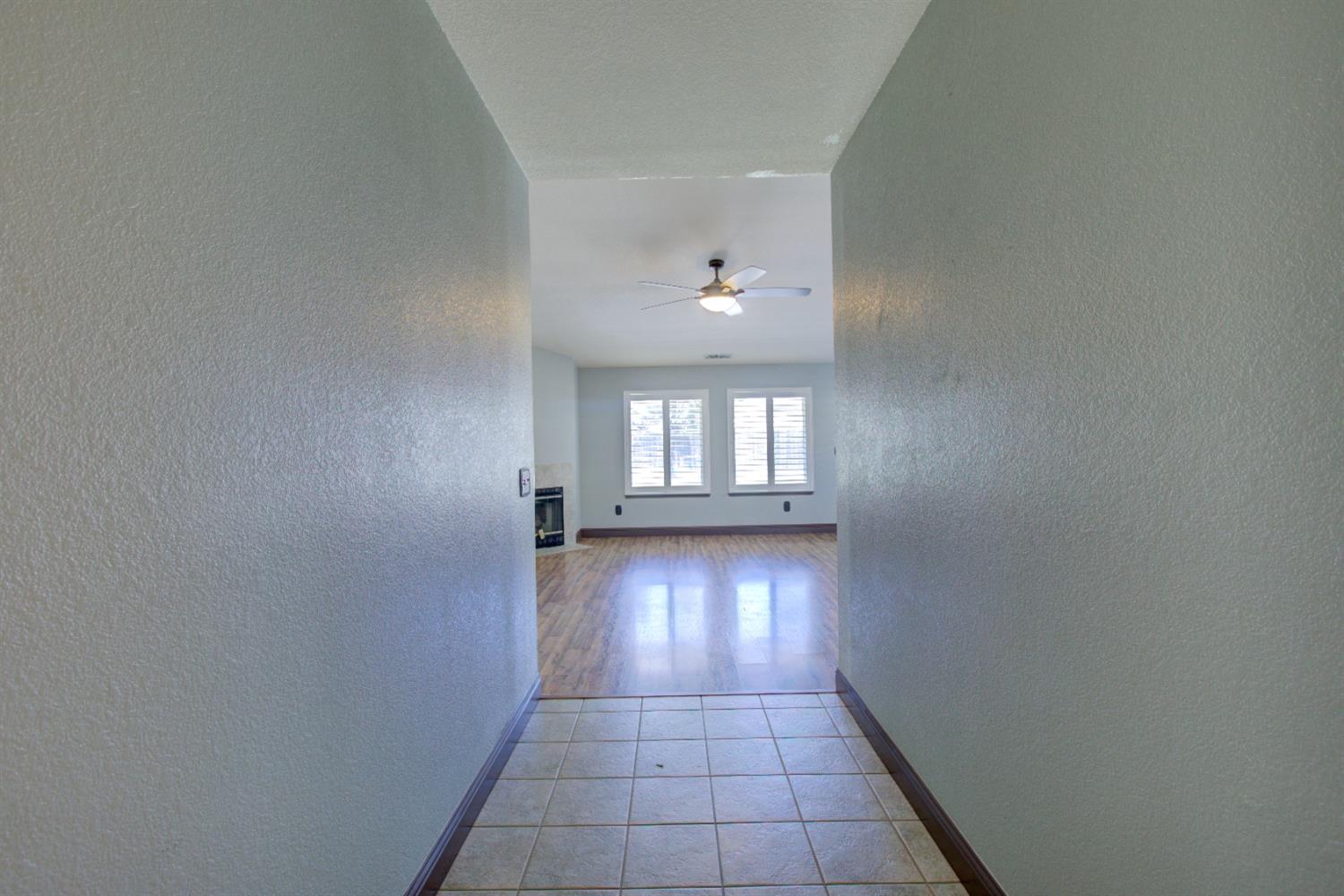 Detail Gallery Image 7 of 55 For 1217 Fairway Dr, Atwater,  CA 95301 - 3 Beds | 2 Baths
