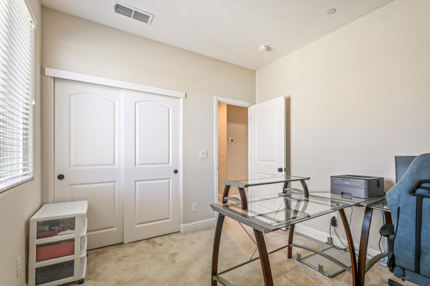 Detail Gallery Image 27 of 48 For 8417 Everson Ln, Elk Grove,  CA 95758 - 4 Beds | 3 Baths