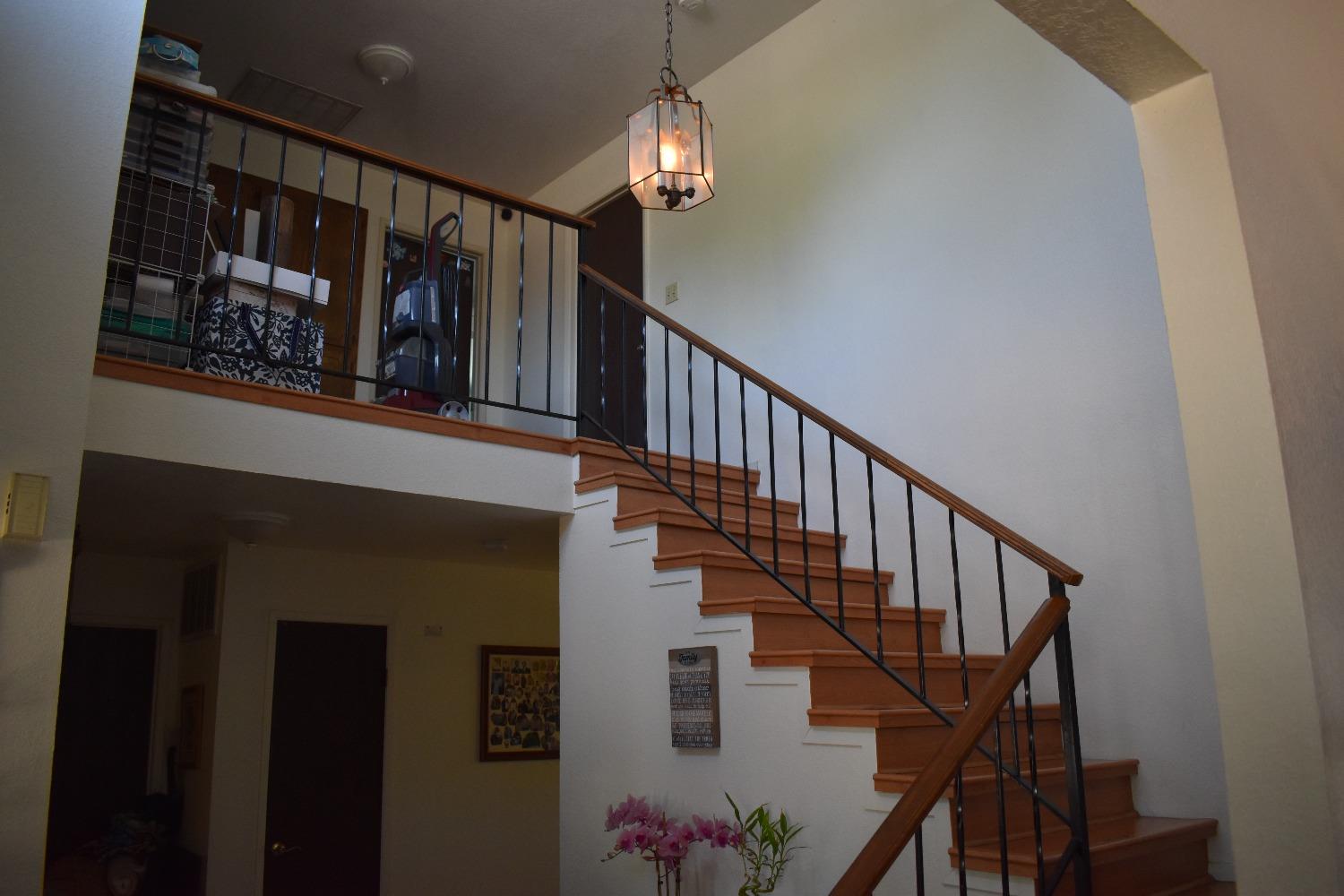 Detail Gallery Image 9 of 32 For 9581 Colington Pl, Stockton,  CA 95209 - 6 Beds | 3 Baths
