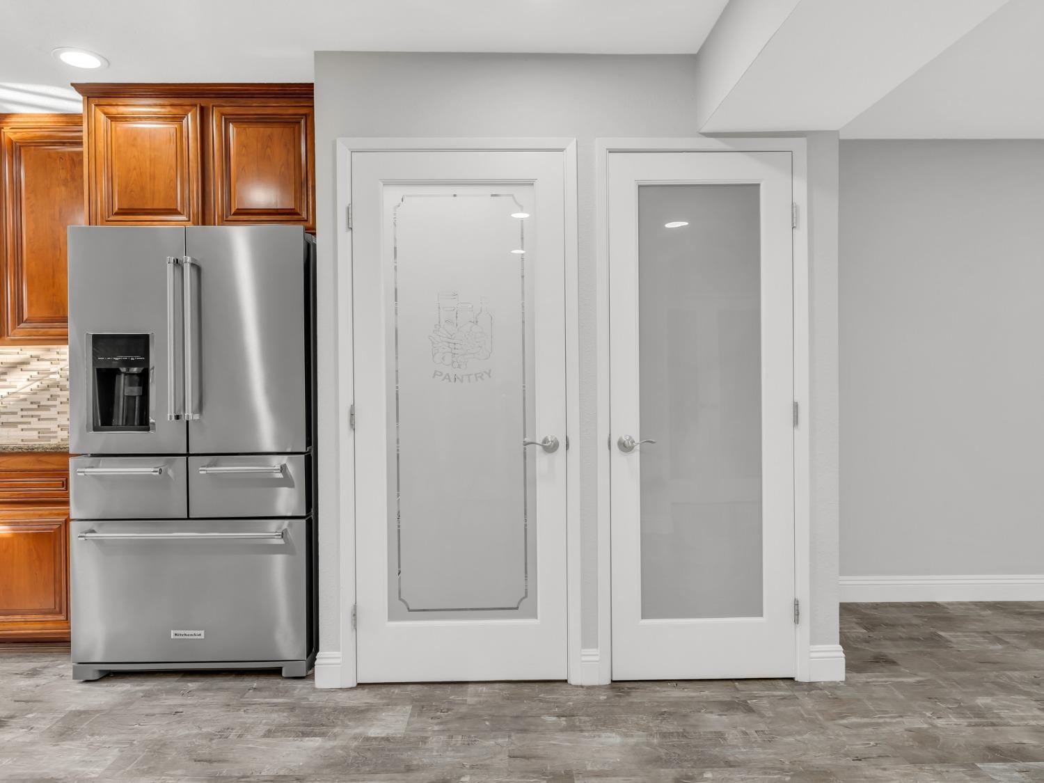 Detail Gallery Image 14 of 49 For 11303 Gold Country Blvd, Gold River,  CA 95670 - 3 Beds | 2/1 Baths
