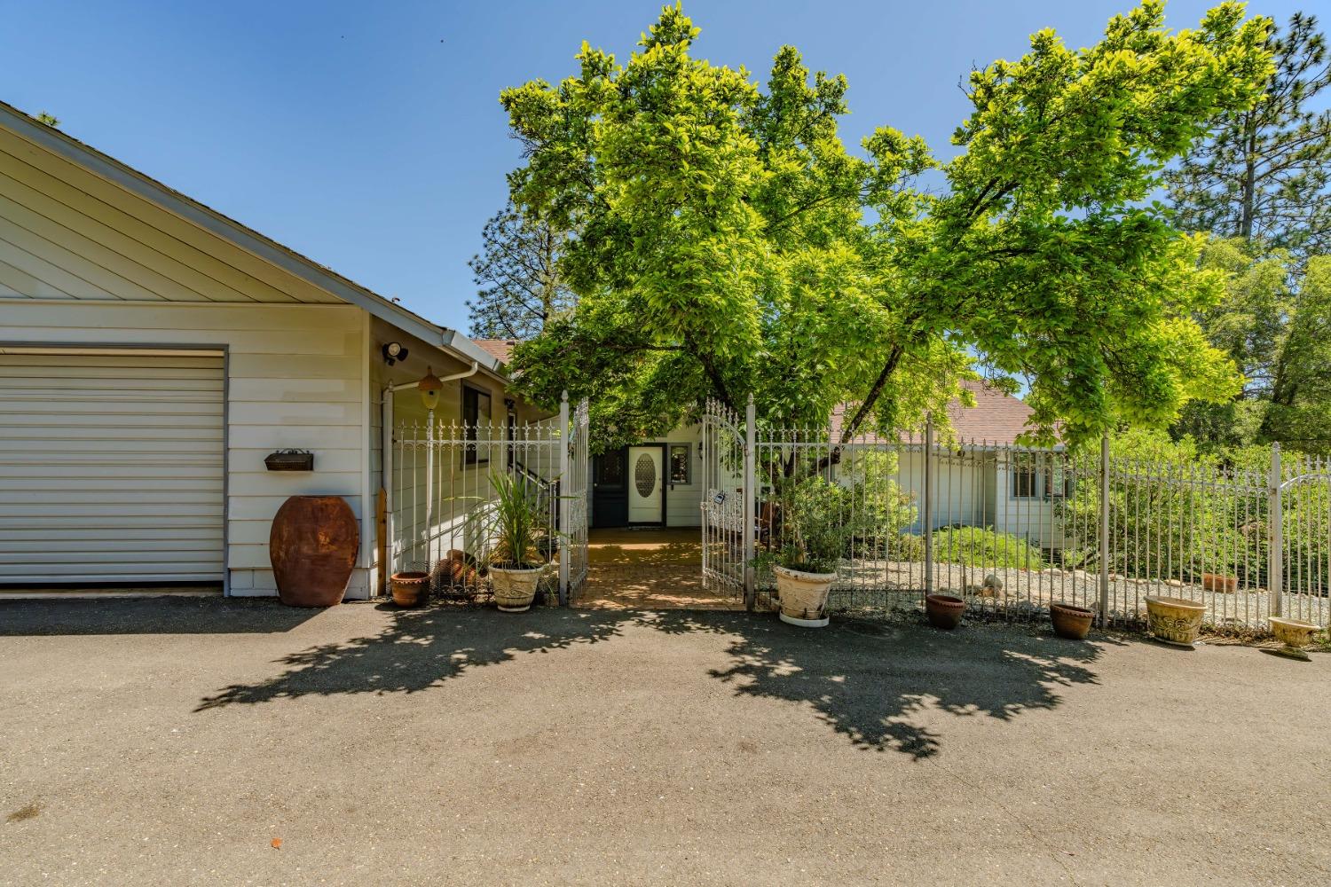 Detail Gallery Image 78 of 89 For 14001 Surrey Junction Ln, Sutter Creek,  CA 95685 - 3 Beds | 2/1 Baths